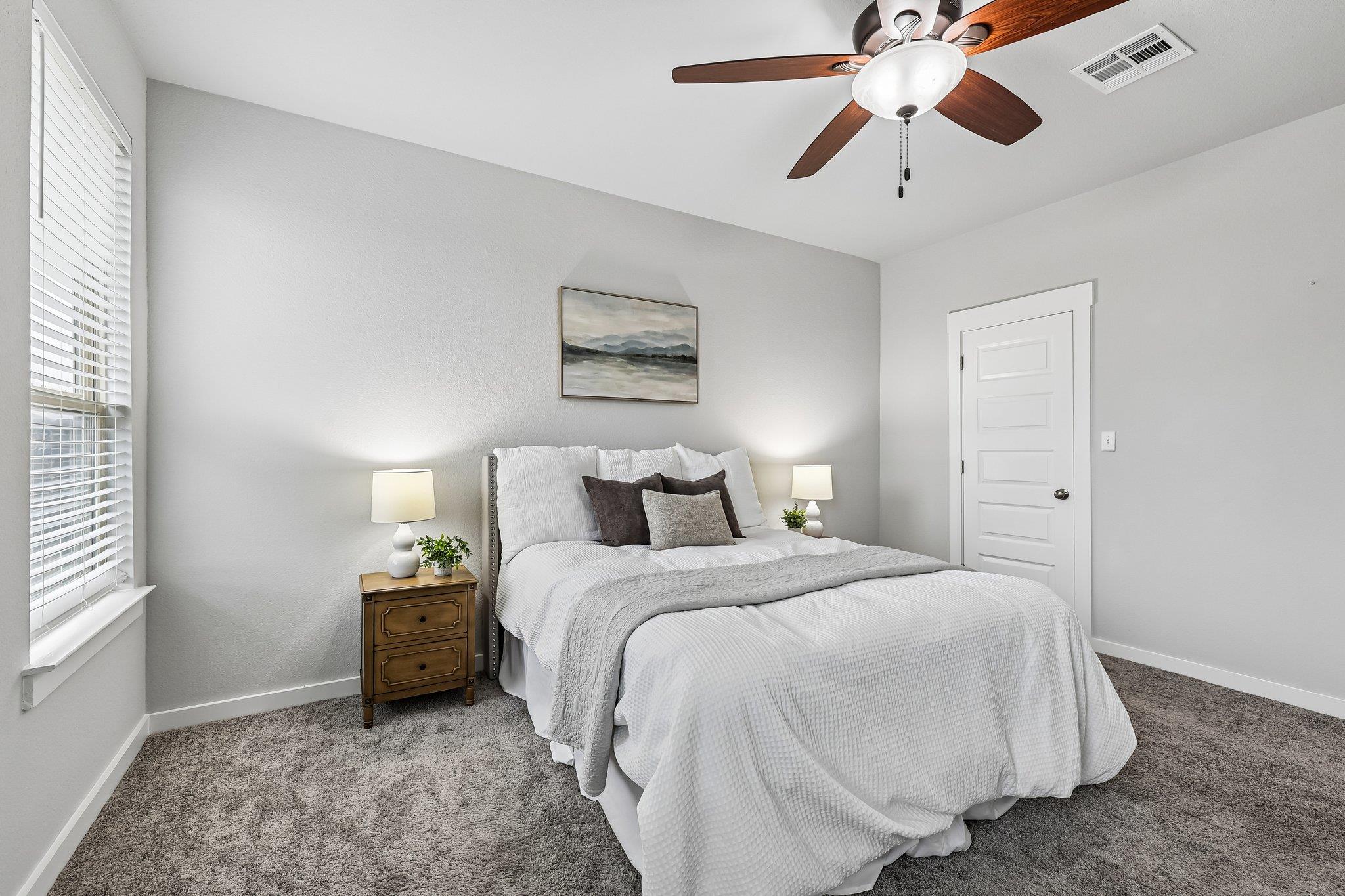 160 Syrah Ct, Leander, TX 78641