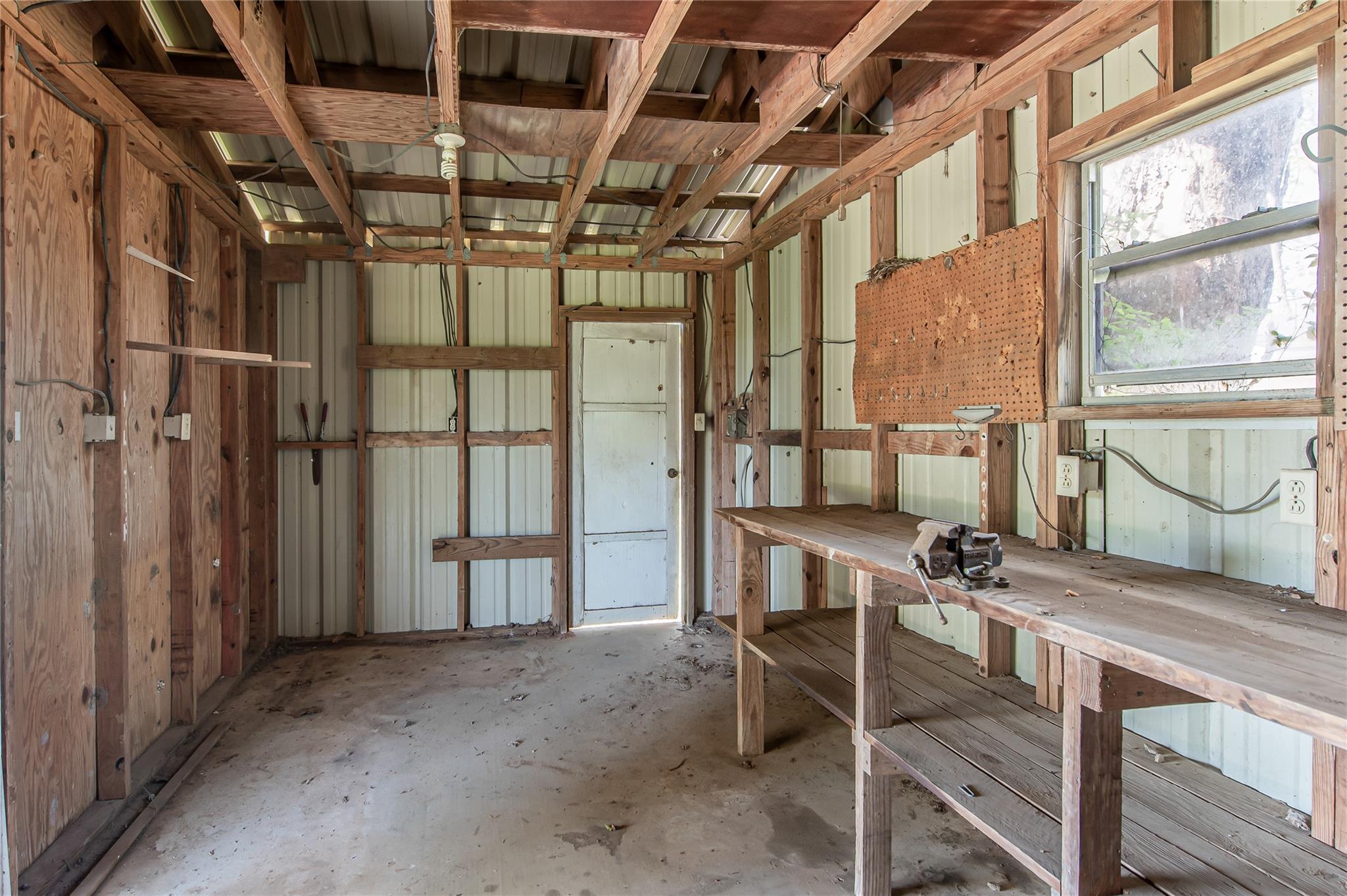 533 S Texas St, Milano, TX 76556