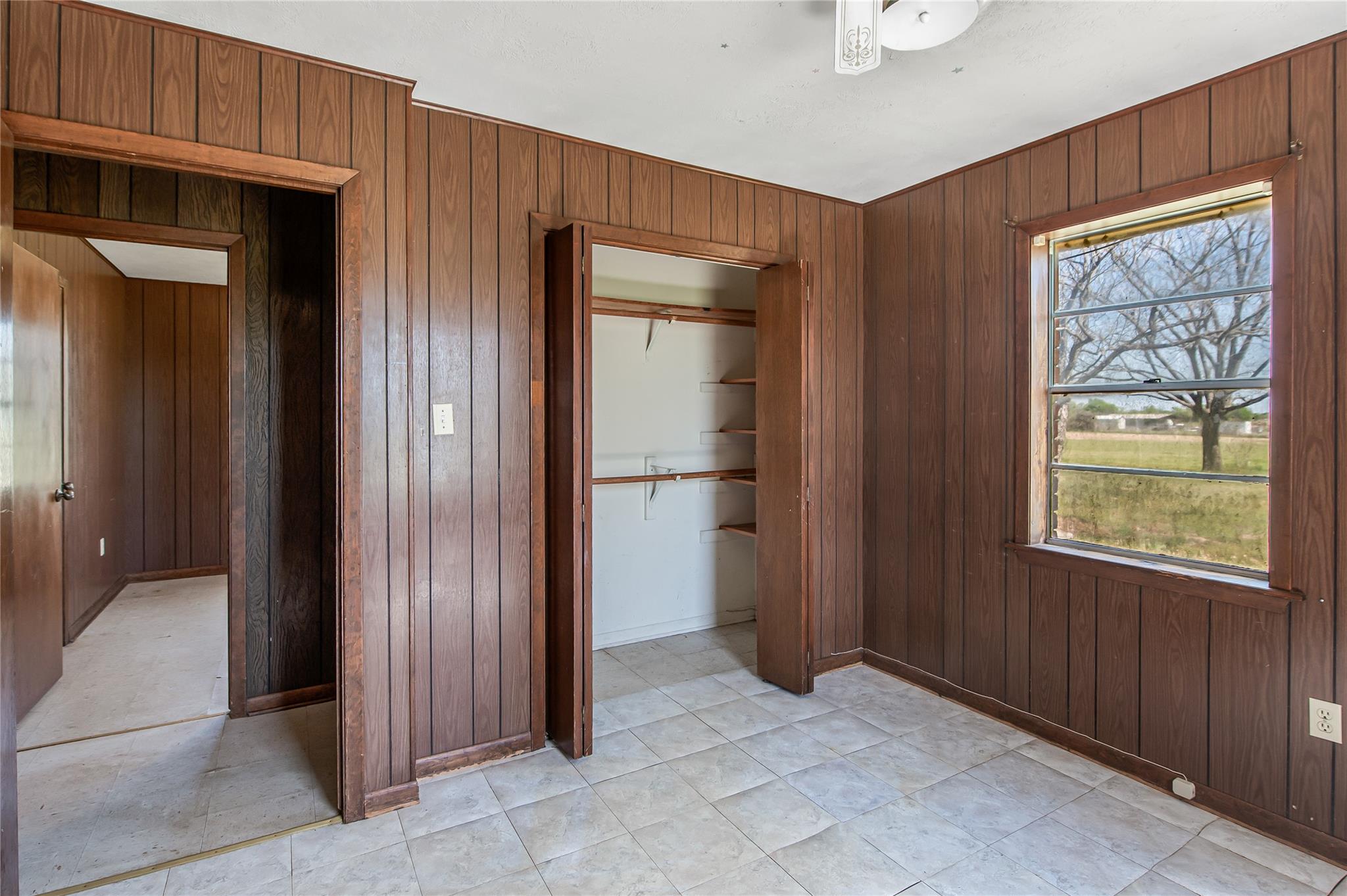 533 S Texas St, Milano, TX 76556