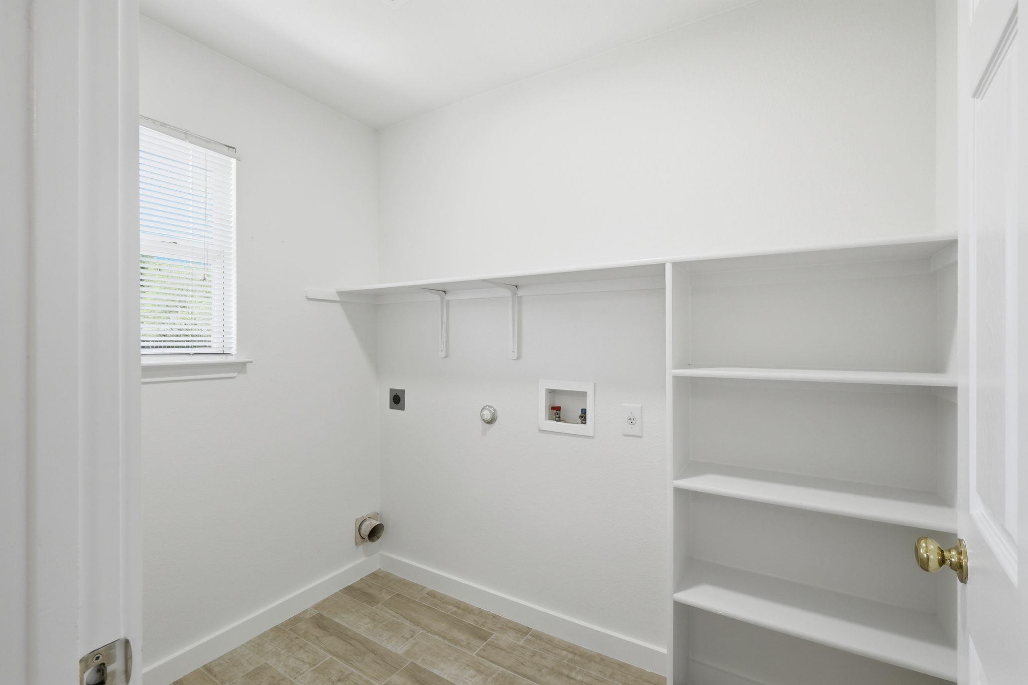 3357 PIONEER CROSSING Dr, Round Rock, TX 78665