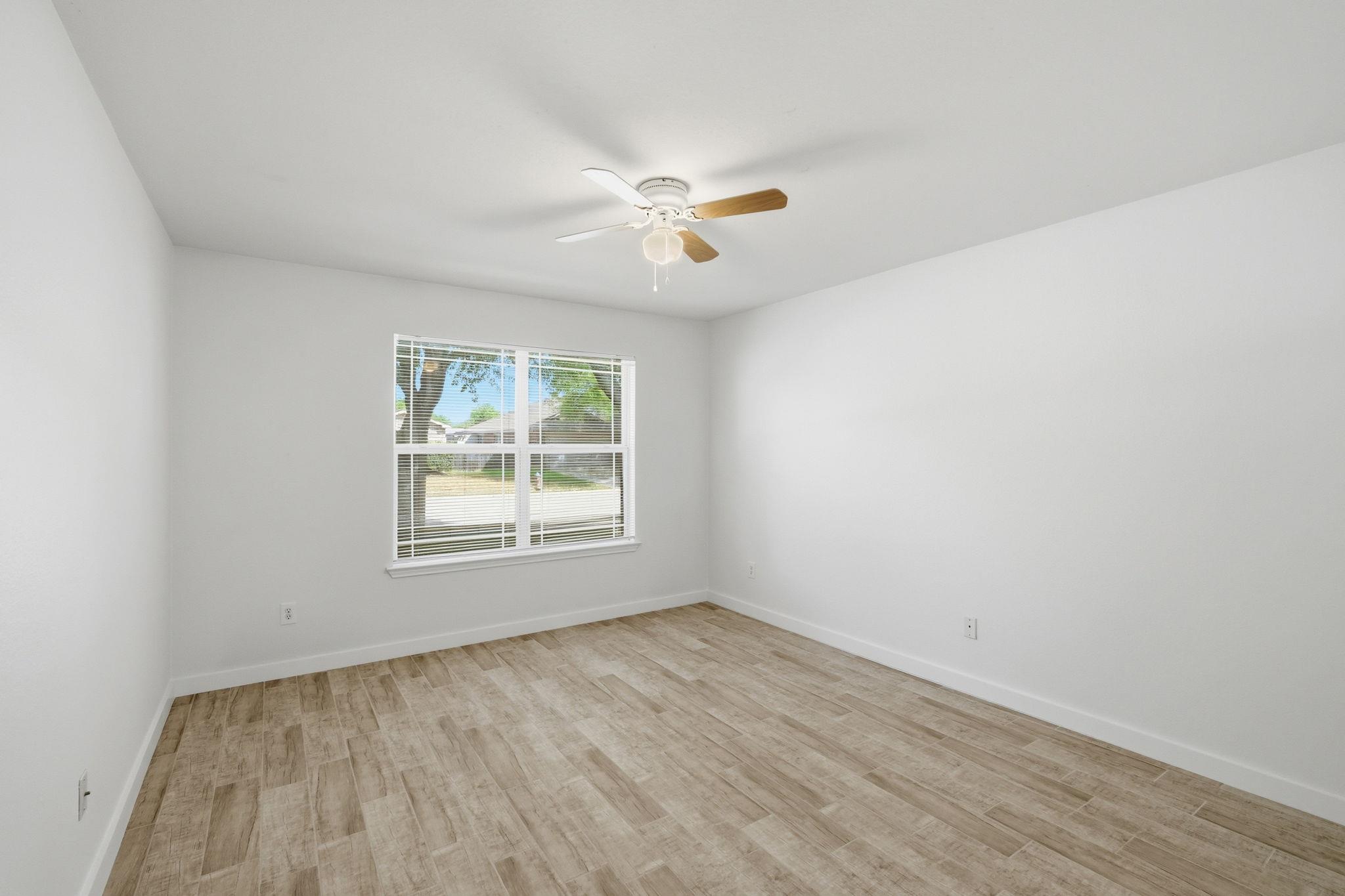 3357 PIONEER CROSSING Dr, Round Rock, TX 78665