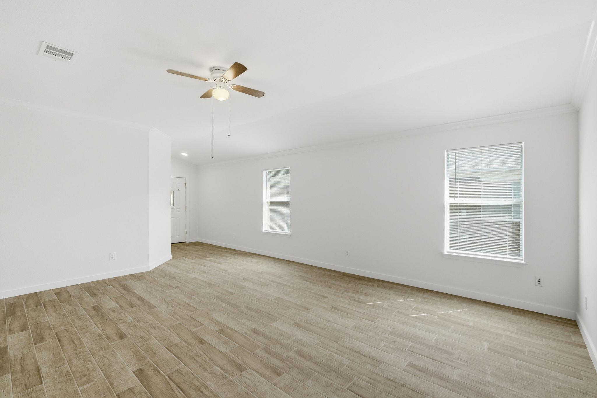 3357 PIONEER CROSSING Dr, Round Rock, TX 78665