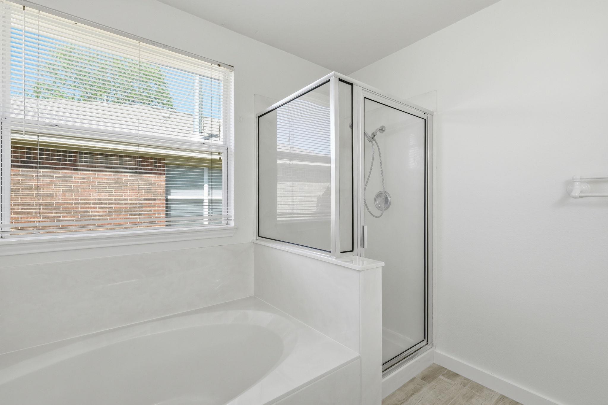 3357 PIONEER CROSSING Dr, Round Rock, TX 78665