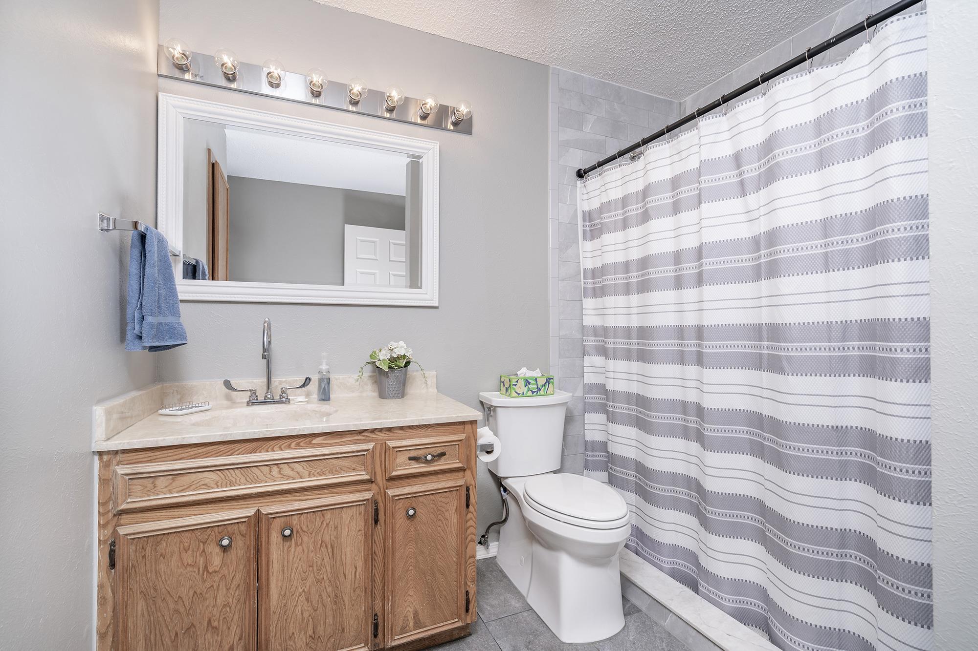 8207 Mescalero Dr, Austin, TX 78736