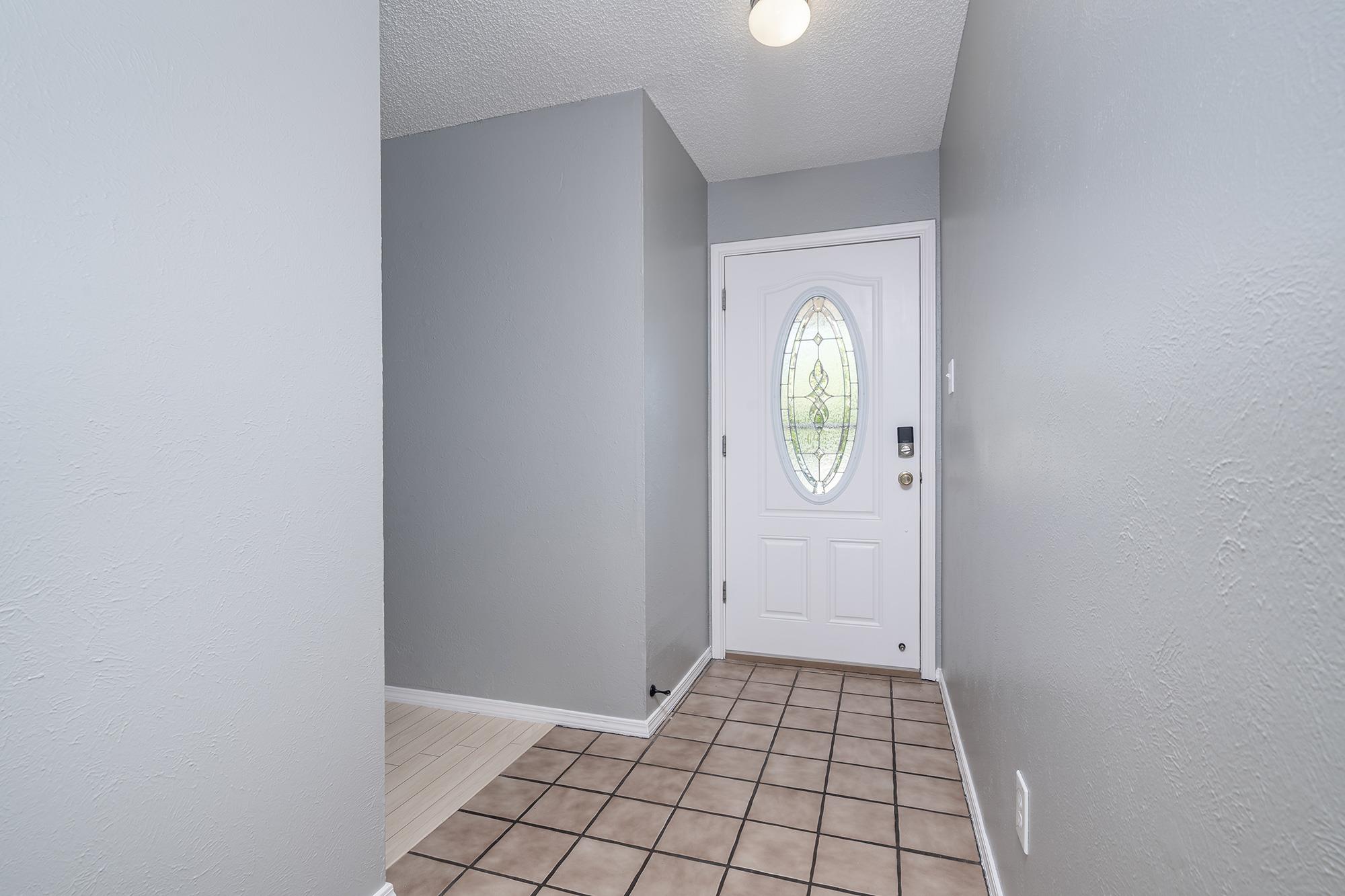 8207 Mescalero Dr, Austin, TX 78736