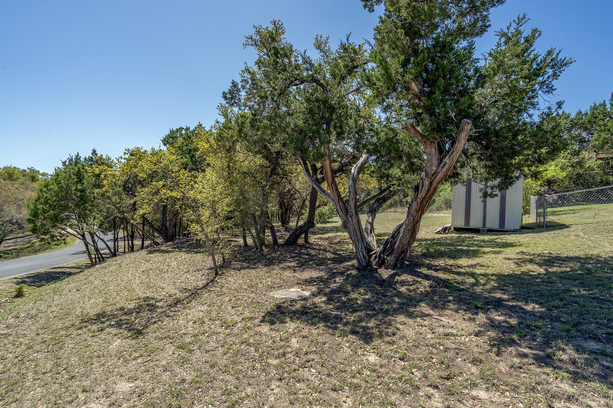 8207 Mescalero Dr, Austin, TX 78736