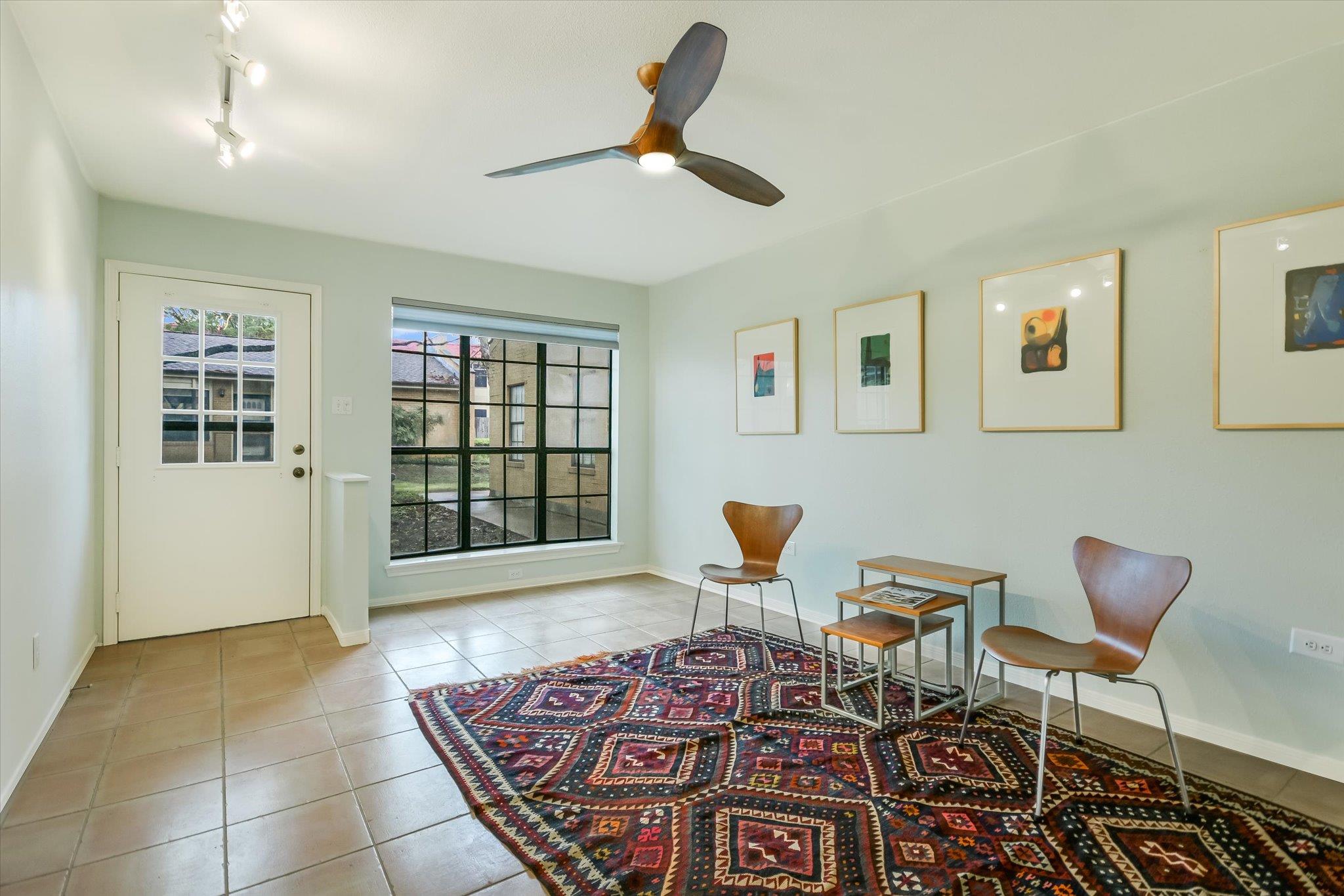 2301 Lawnmont Ave # 5, Austin, TX 78756