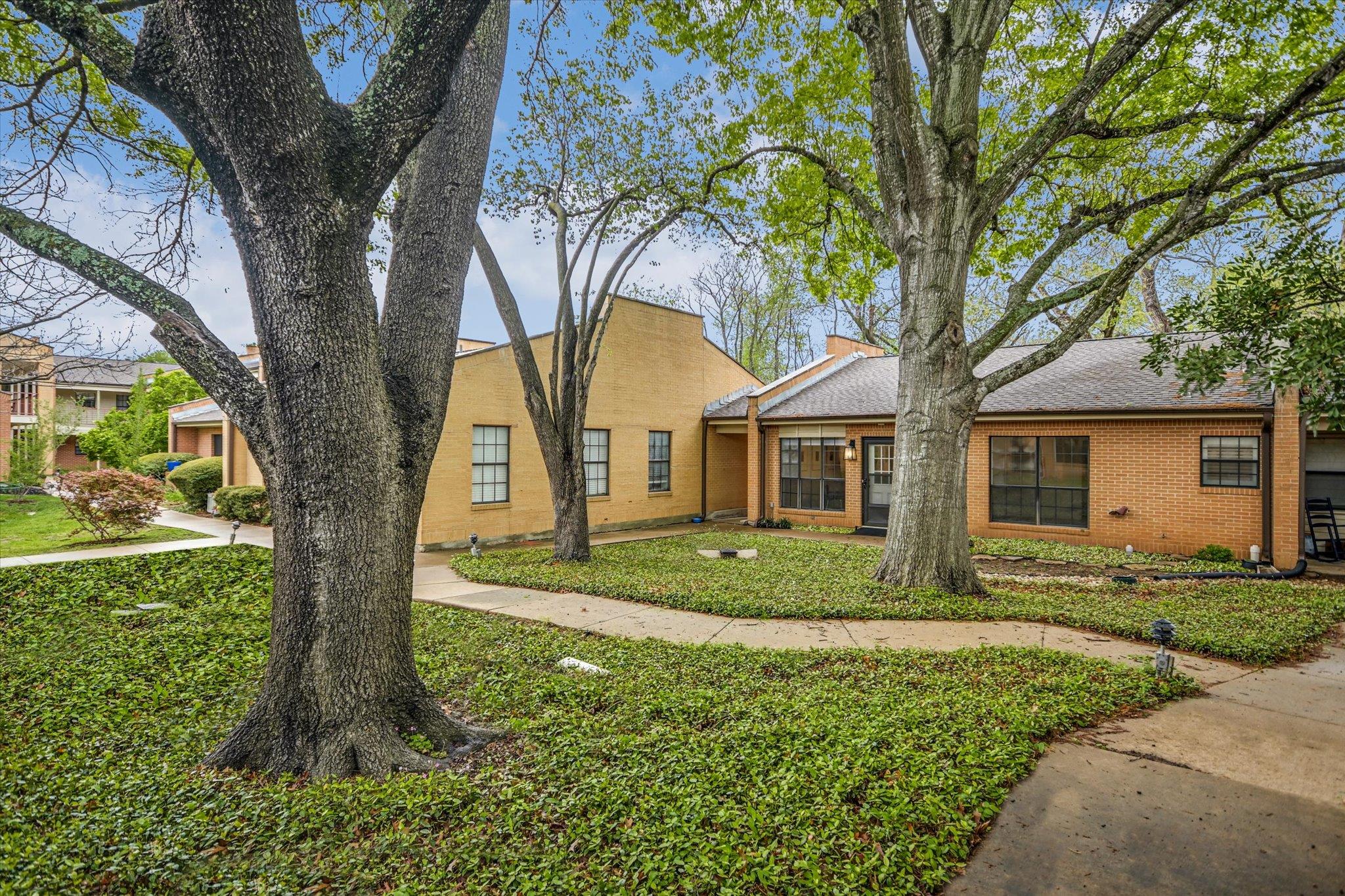 2301 Lawnmont Ave # 5, Austin, TX 78756