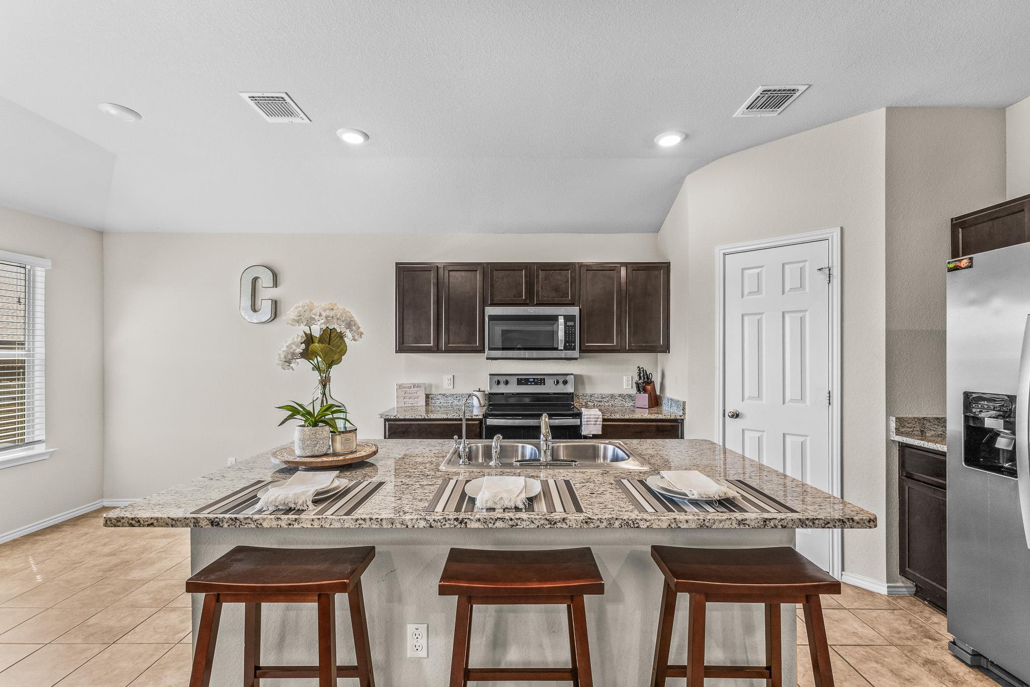 1006 Rosa Parks Dr, Killeen, TX 76543