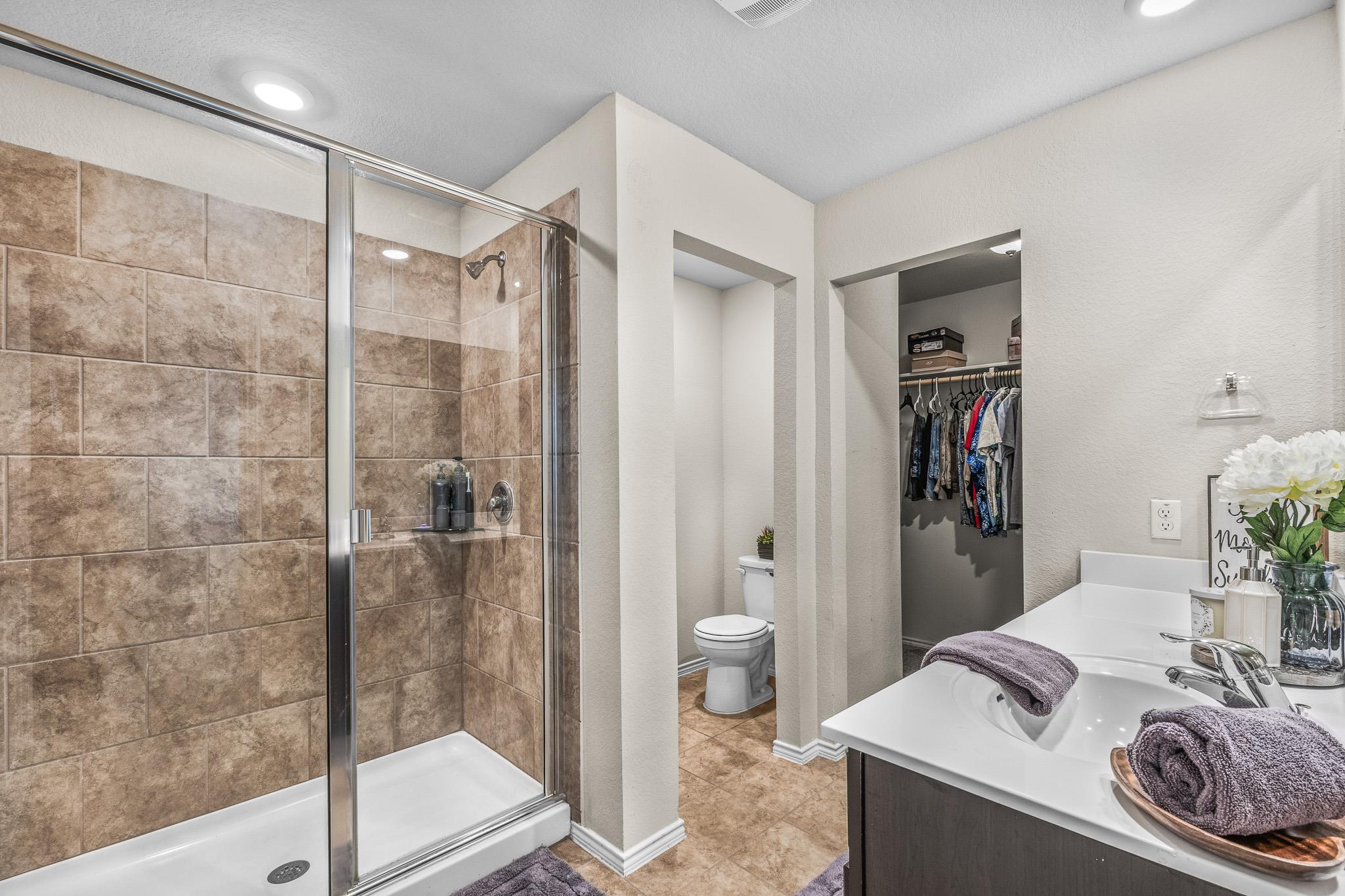 1006 Rosa Parks Dr, Killeen, TX 76543