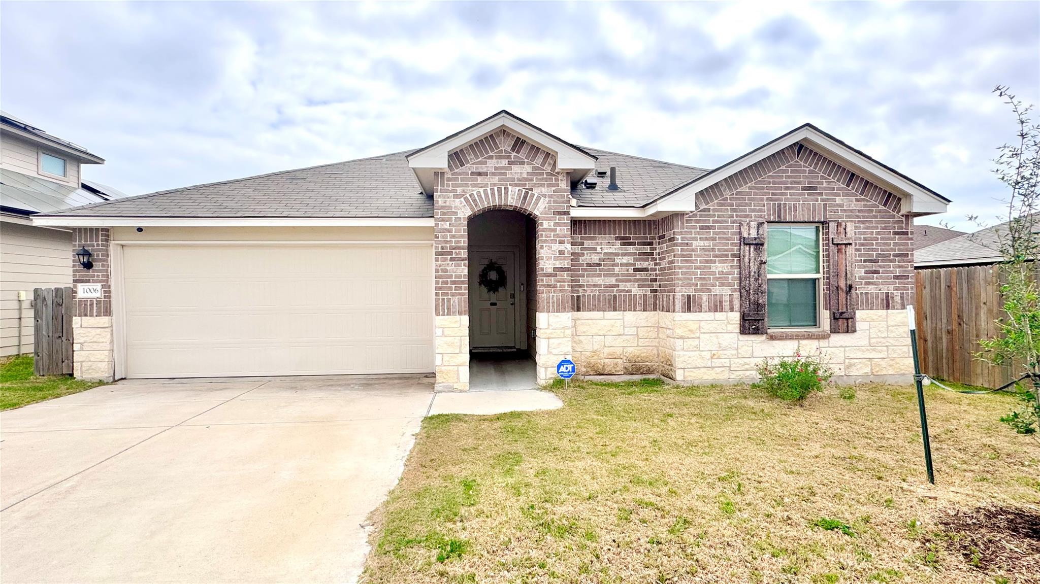 1006 Rosa Parks Dr, Killeen, TX 76543