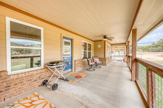 395 Lehne Loop, Buchanan Dam, TX 78609