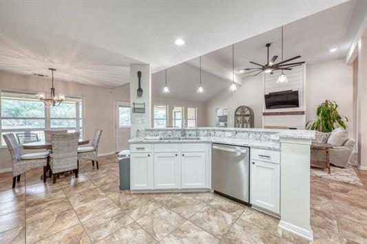 395 Lehne Loop, Buchanan Dam, TX 78609