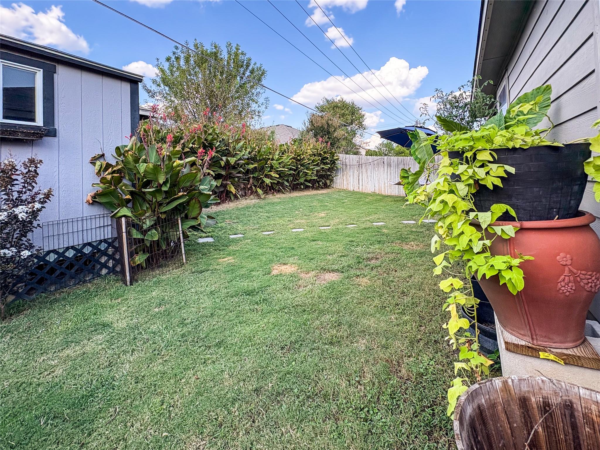 307 Andesite Trl, Buda, TX 78610