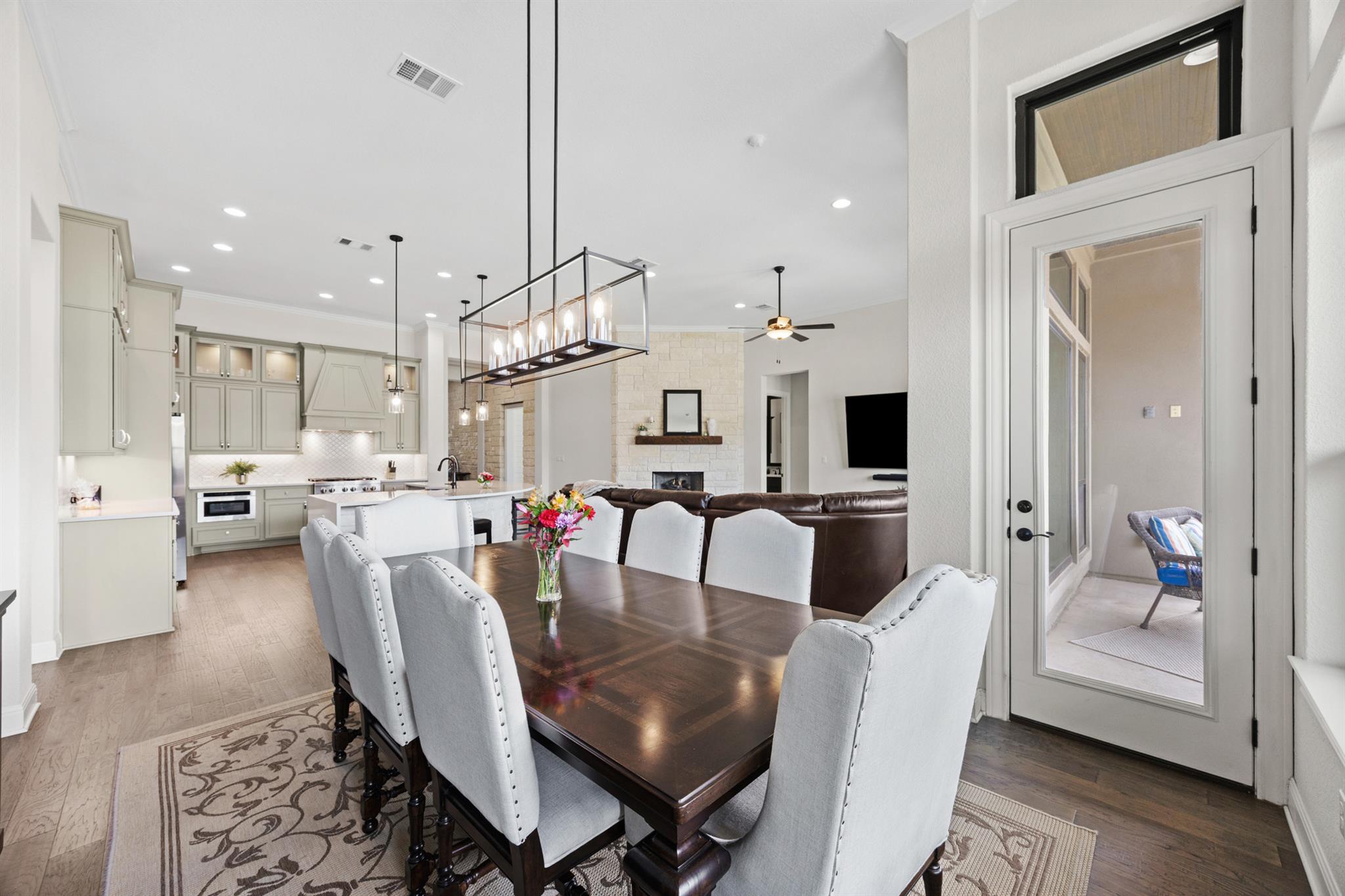 109 Alonda Way, Liberty Hill, TX 78642