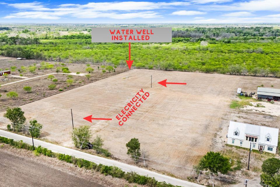 1310 River Park Rd, Luling, TX 78648