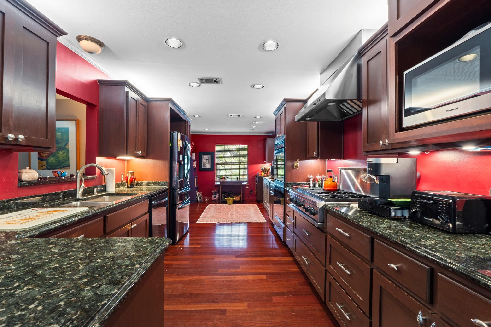 2606 Deerfoot Trl, Austin, TX 78704