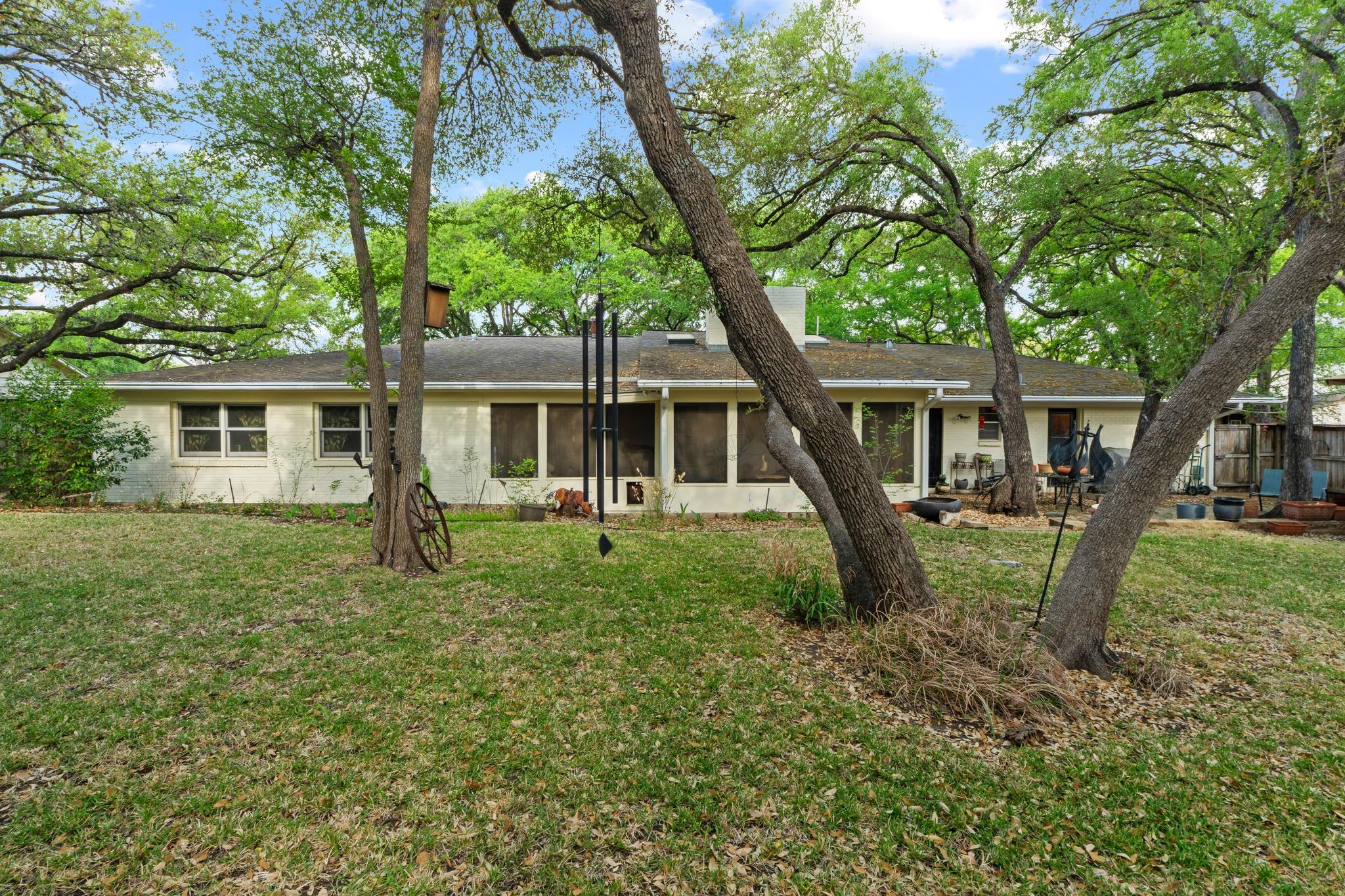 2606 Deerfoot Trl, Austin, TX 78704