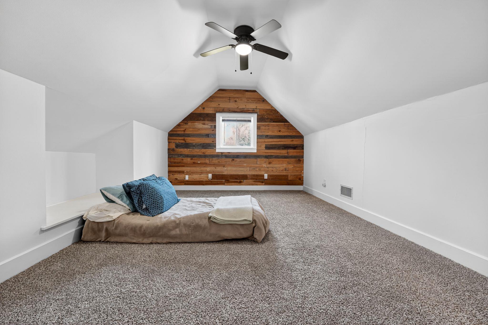 1402 Pecan St, Bastrop, TX 78602