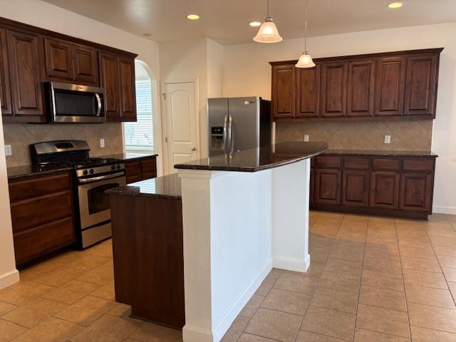 183 Blossom Valley Strm, Buda, TX 78610