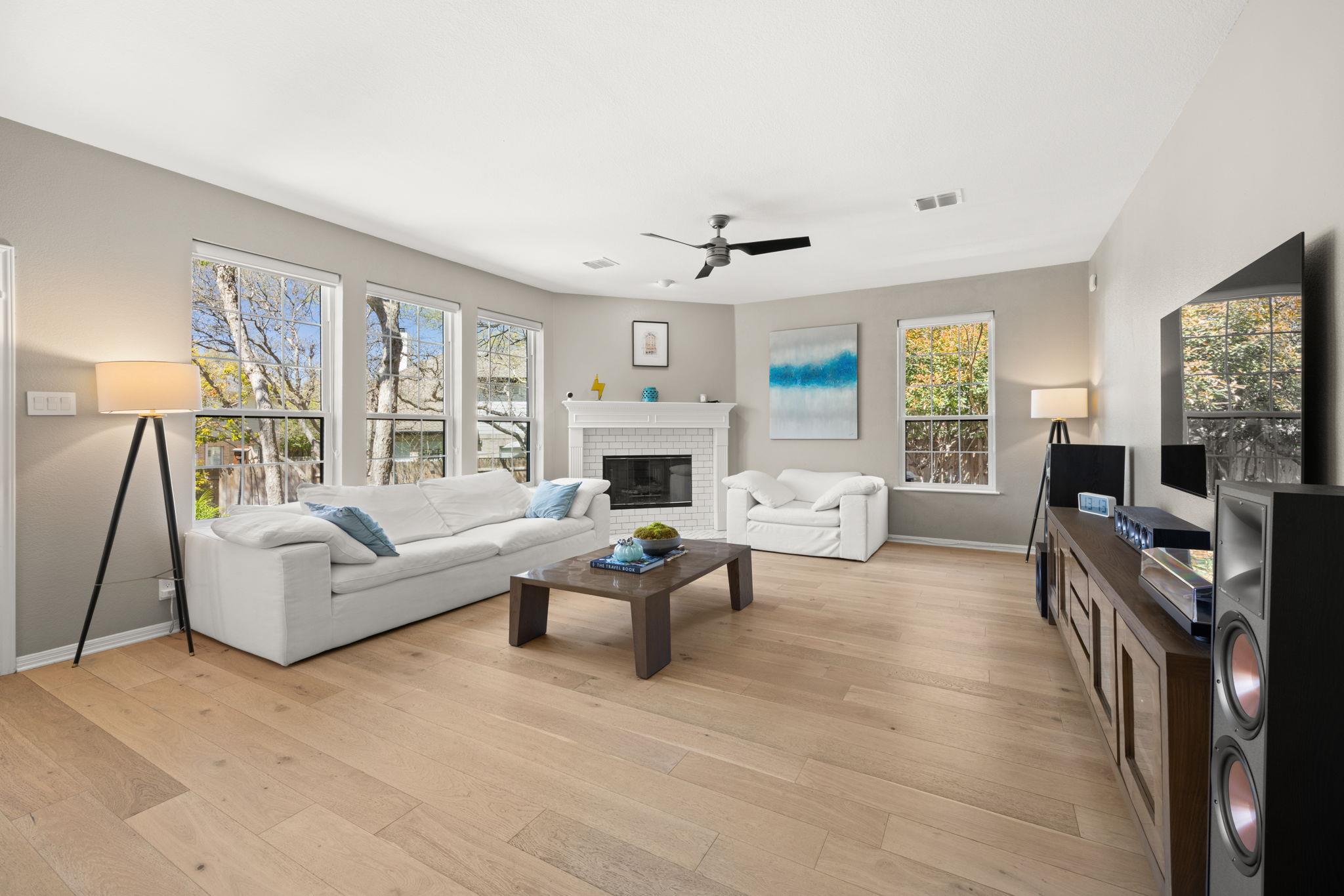 12805 Bivins Ct, Austin, TX 78732