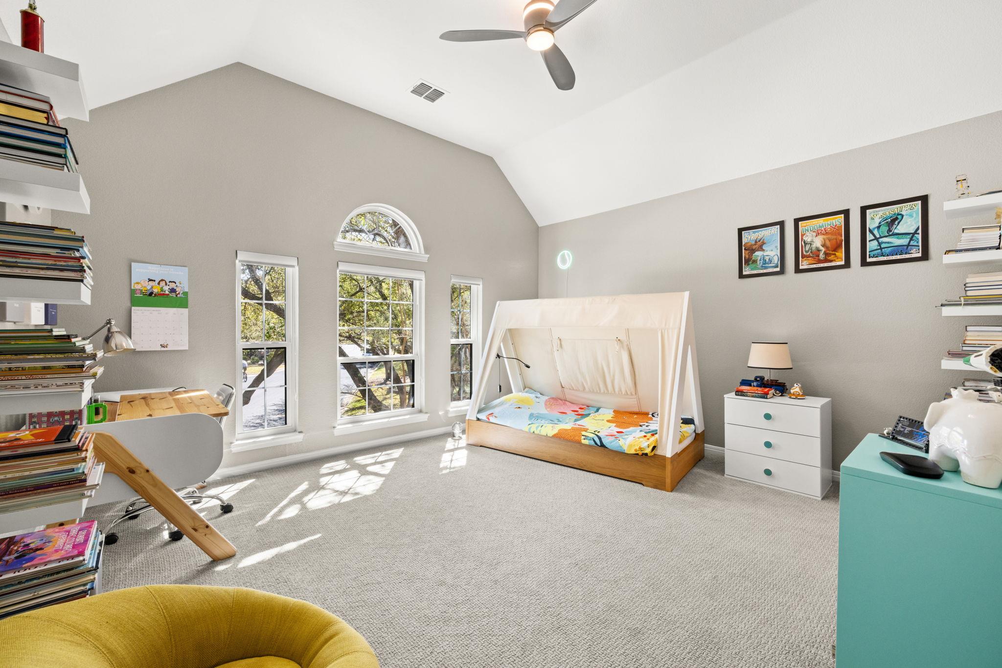 12805 Bivins Ct, Austin, TX 78732