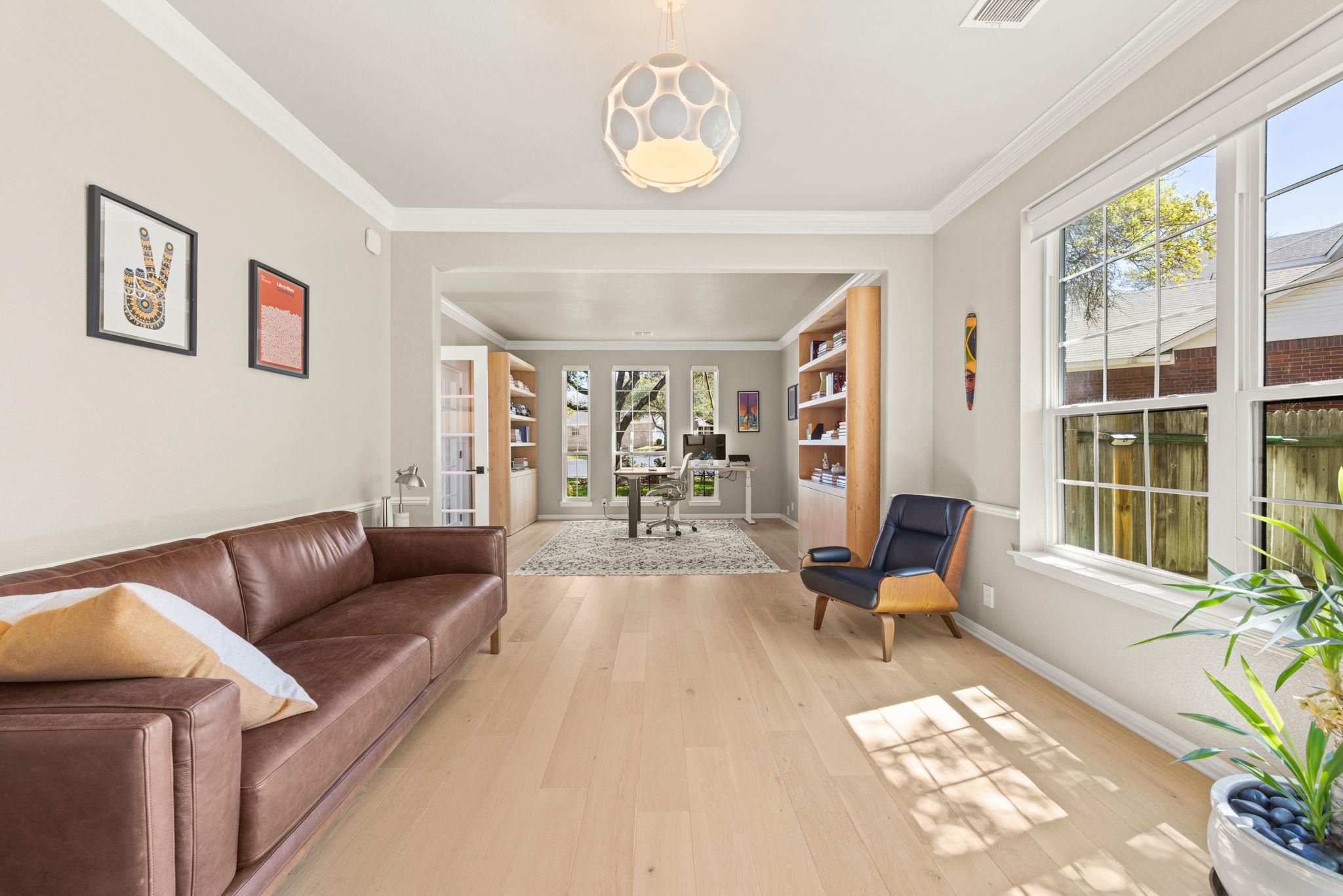 12805 Bivins Ct, Austin, TX 78732