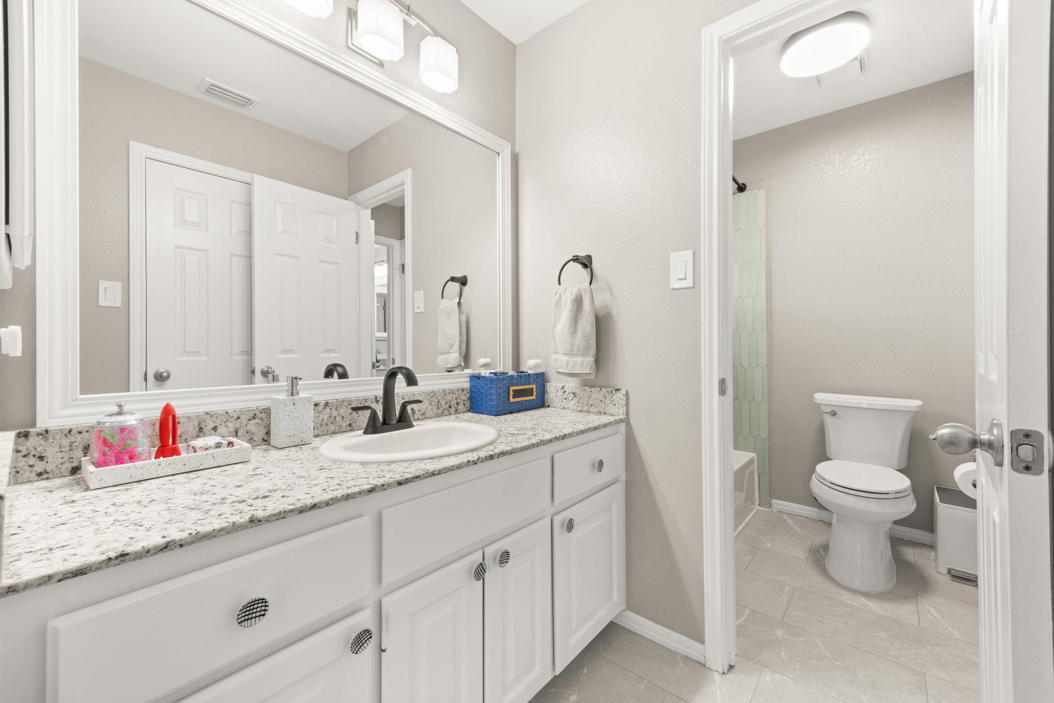 12805 Bivins Ct, Austin, TX 78732