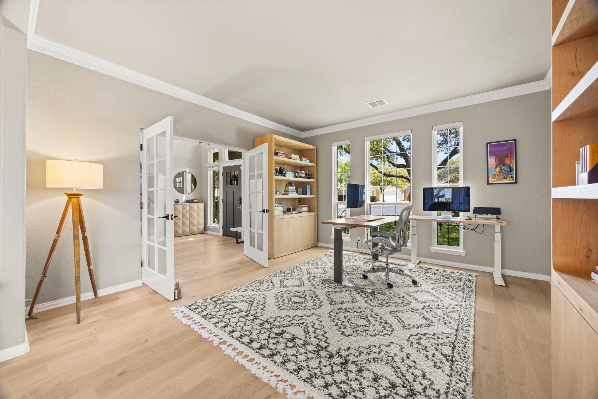 12805 Bivins Ct, Austin, TX 78732