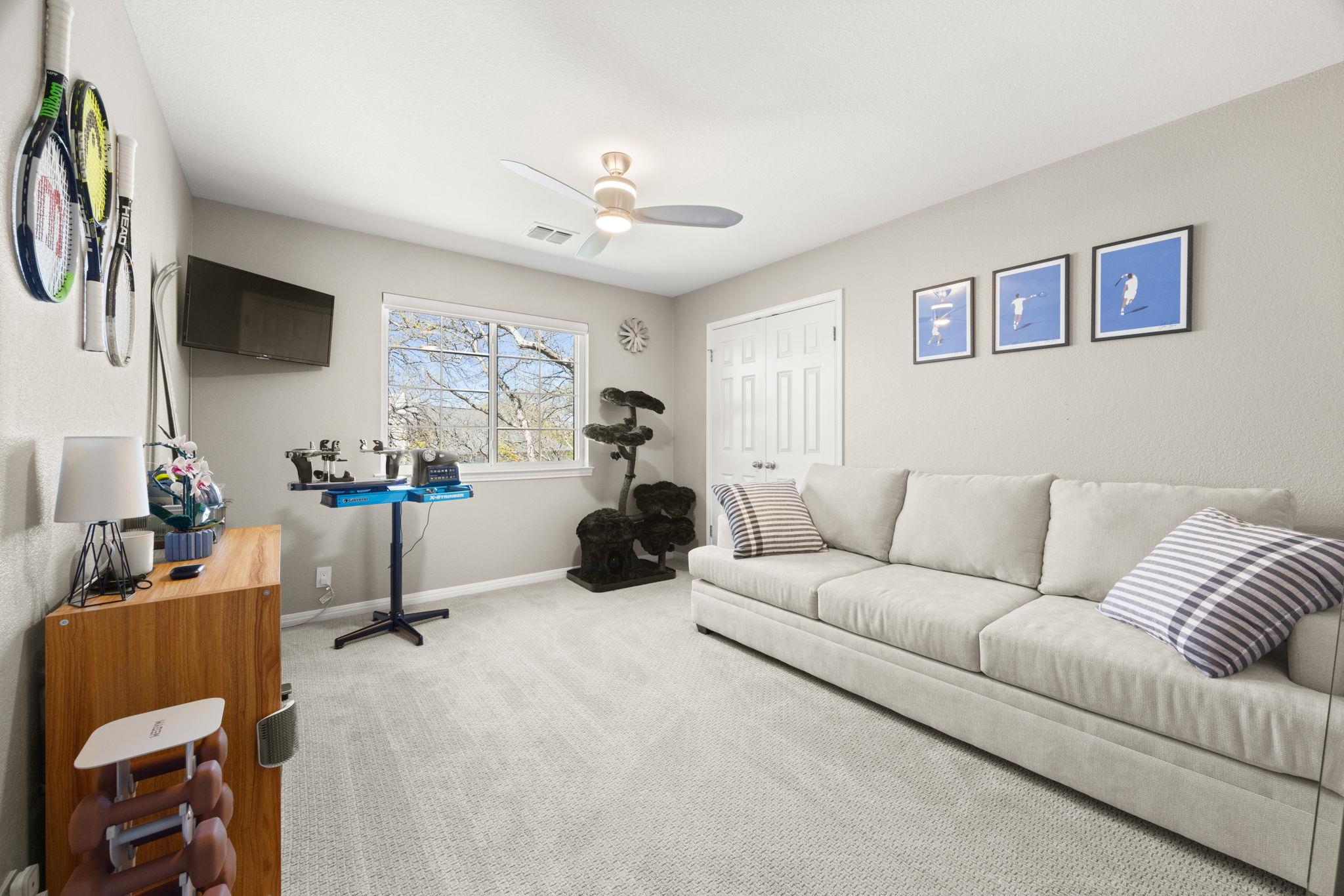 12805 Bivins Ct, Austin, TX 78732