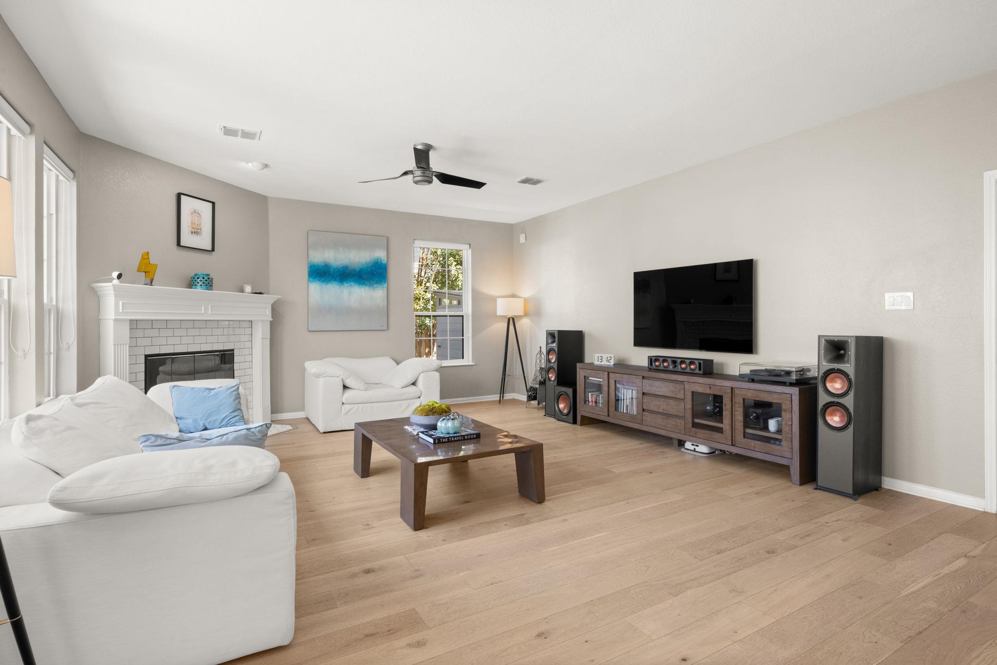 12805 Bivins Ct, Austin, TX 78732