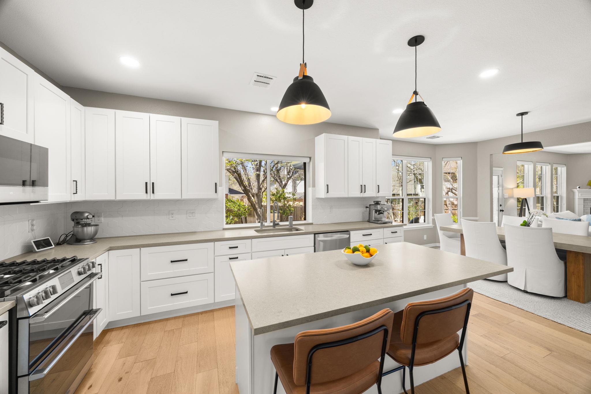 12805 Bivins Ct, Austin, TX 78732