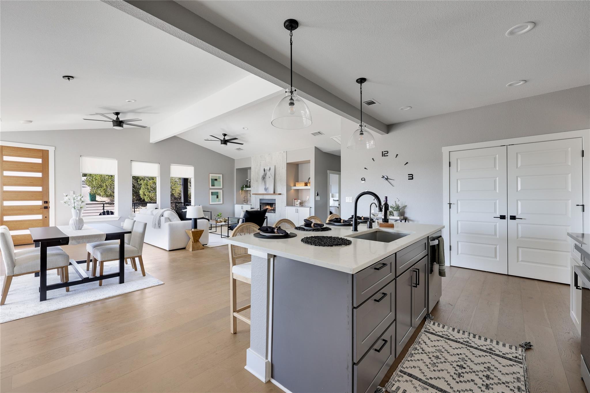 20800 Jones Cv, Lago Vista, TX 78645