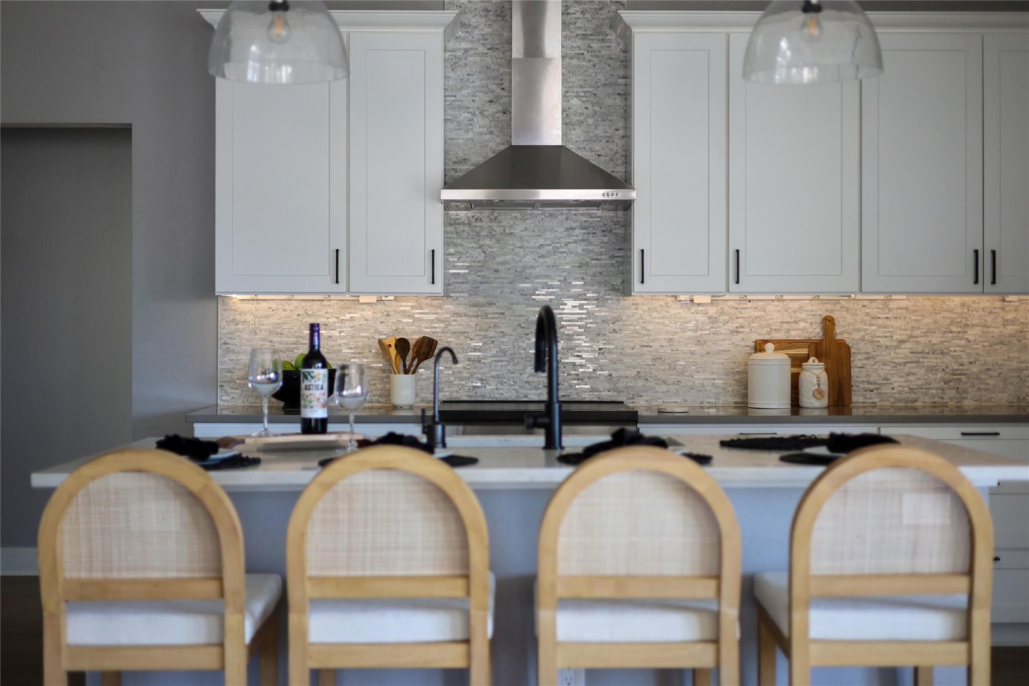 20800 Jones Cv, Lago Vista, TX 78645