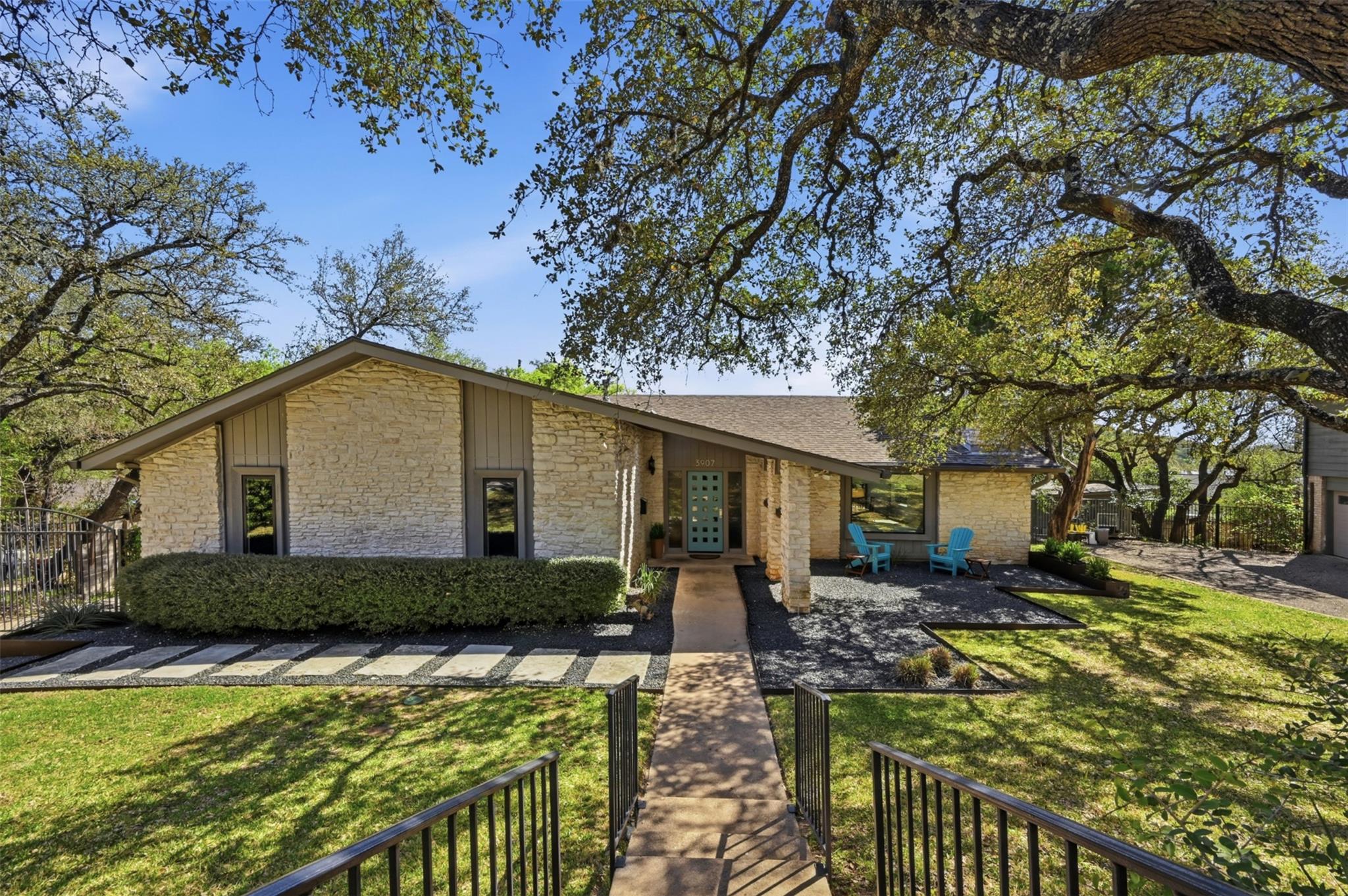 3907 Cresthill Dr, Austin, TX 78731