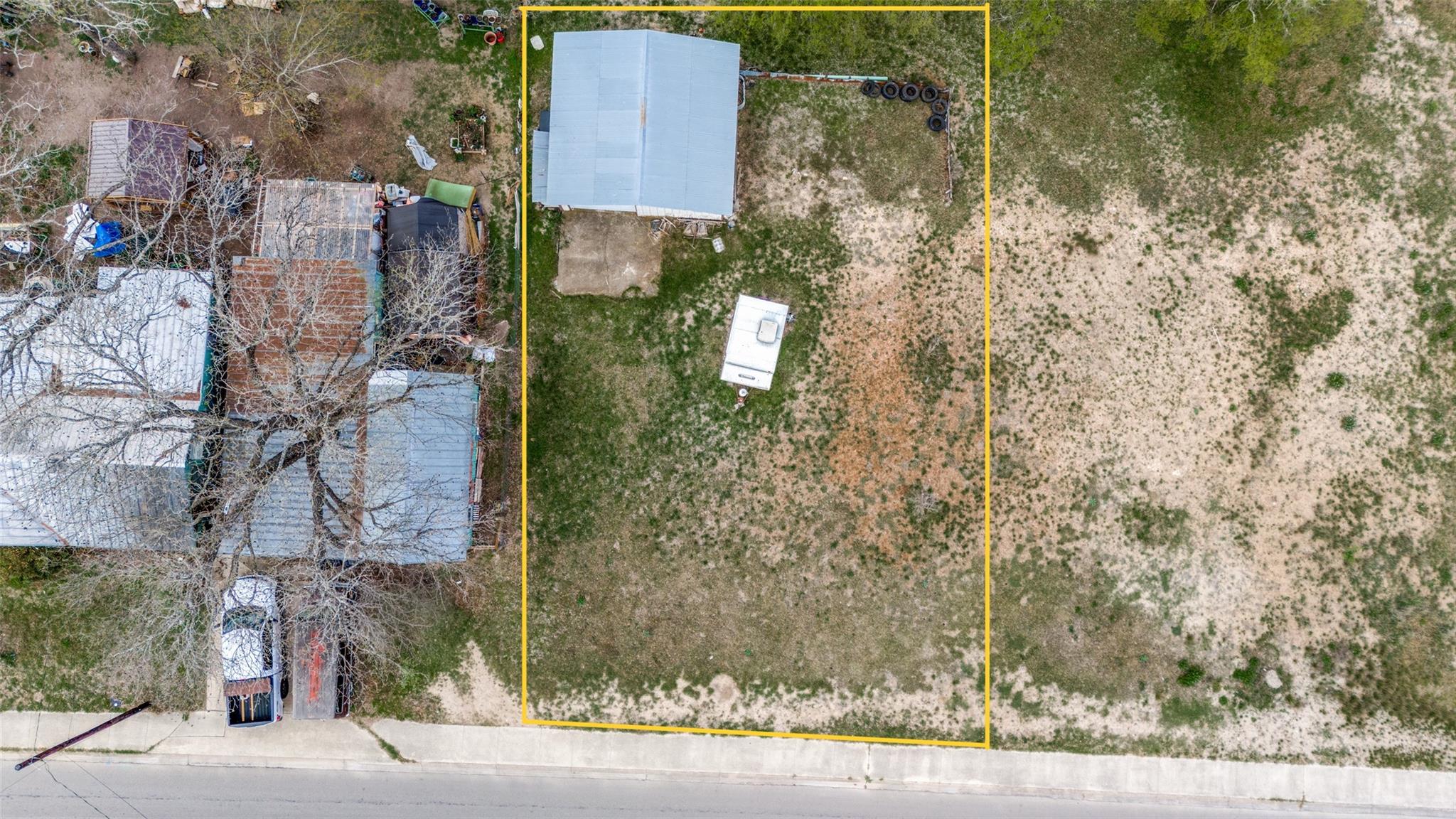 1315 3rd St N, Kerrville, TX 78028