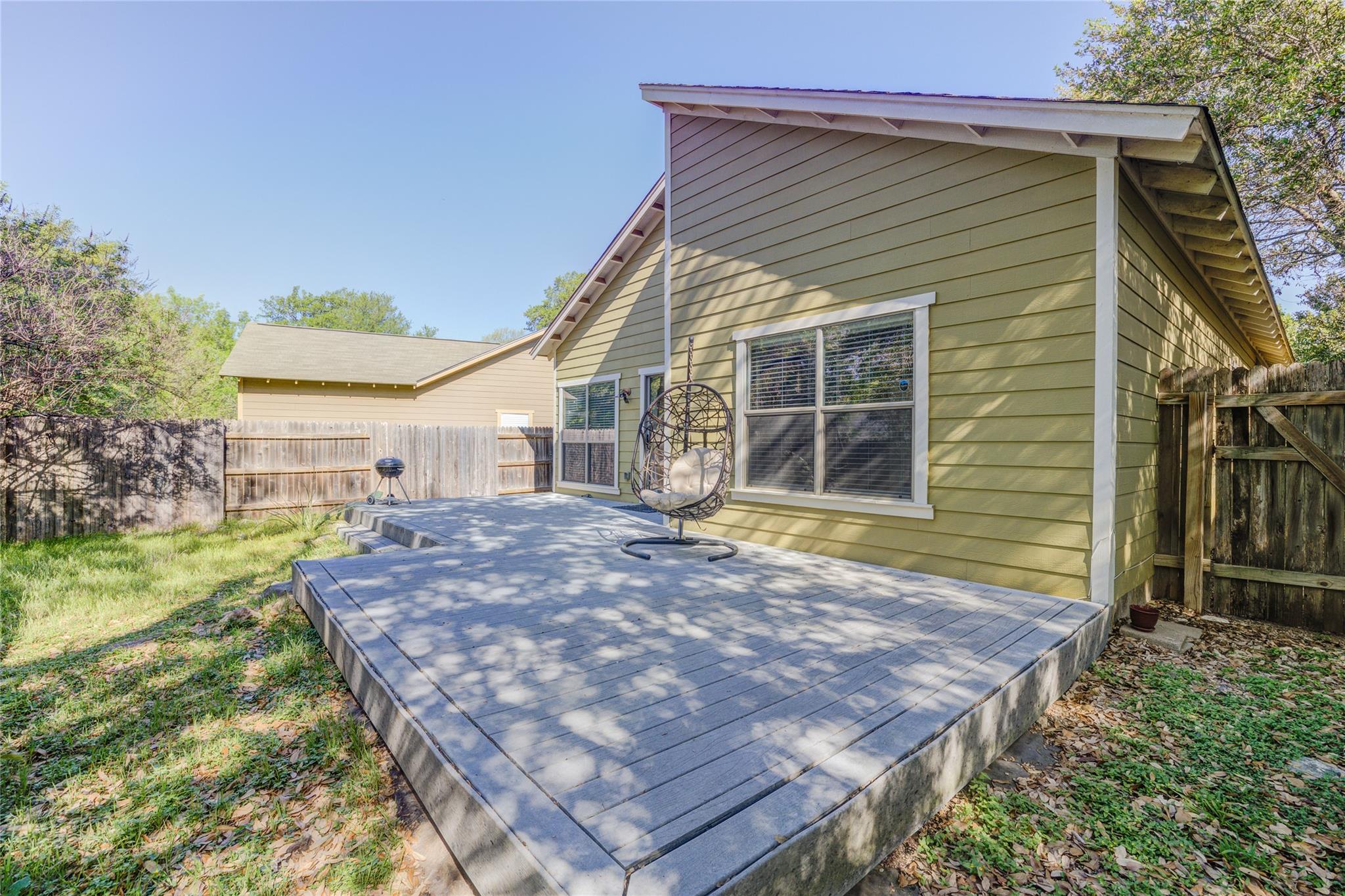 2329 Amur Dr, Austin, TX 78745
