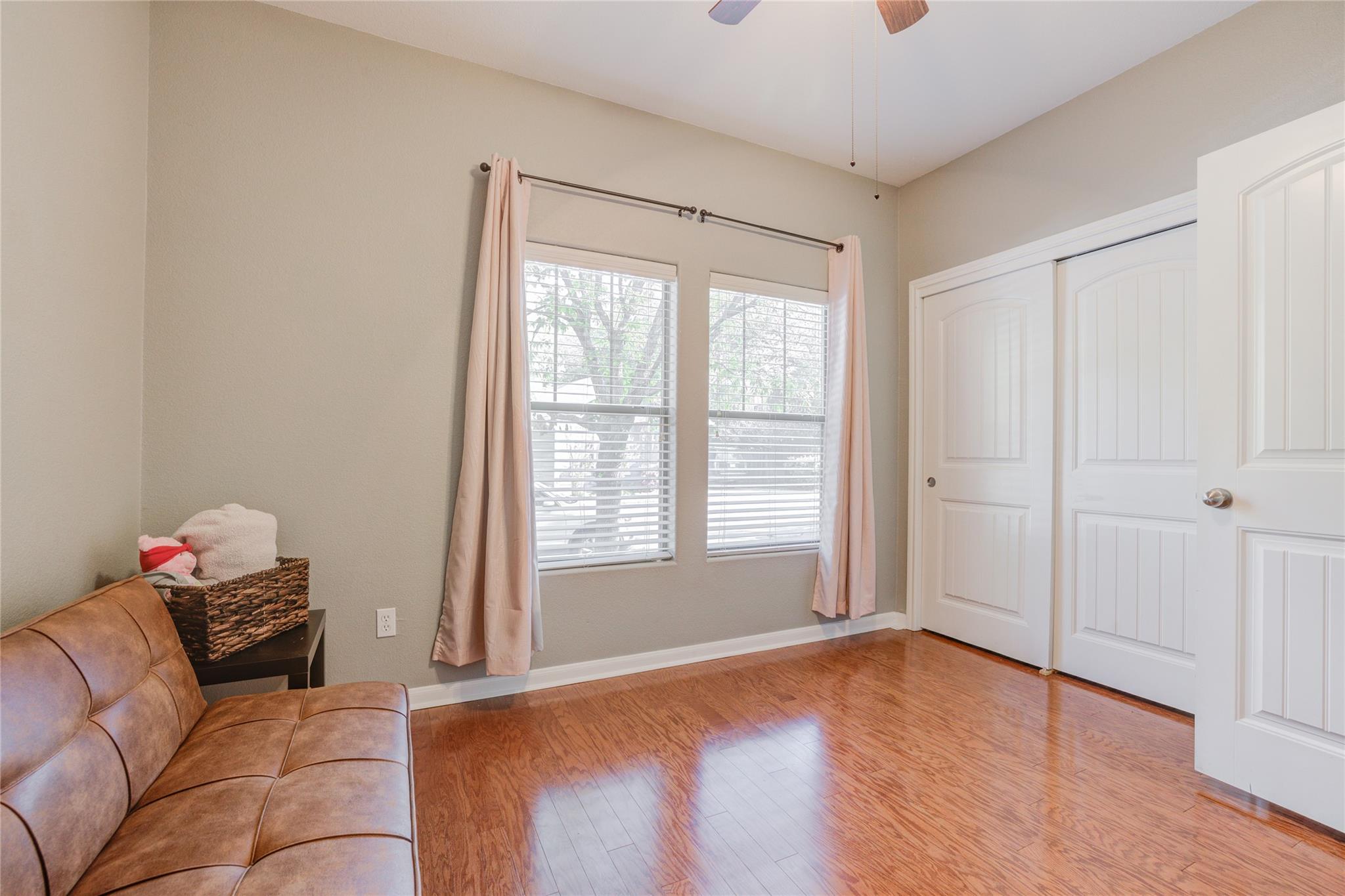 2329 Amur Dr, Austin, TX 78745