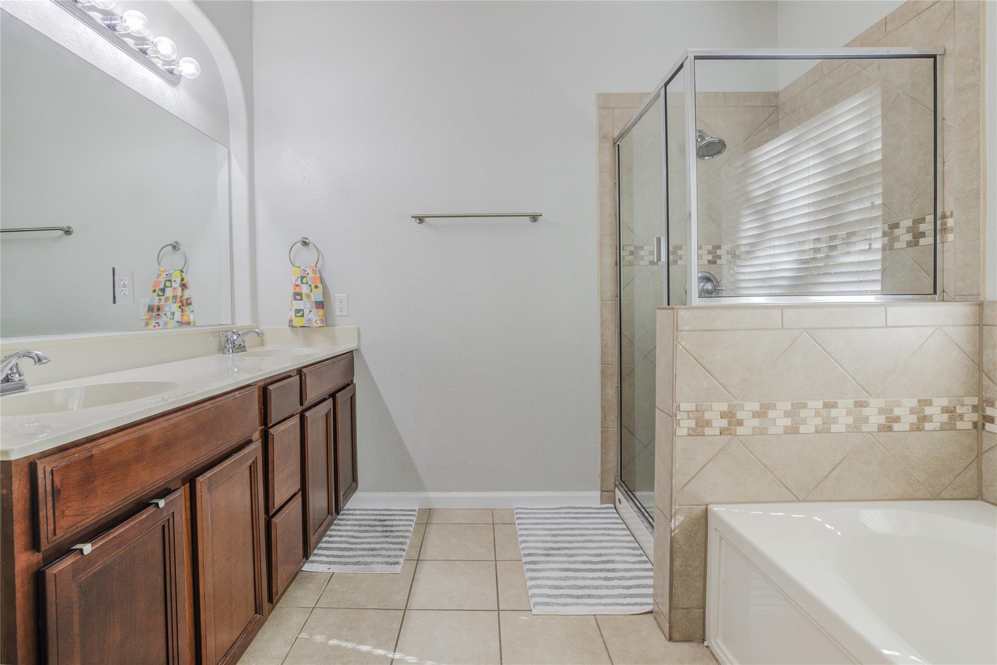 2329 Amur Dr, Austin, TX 78745