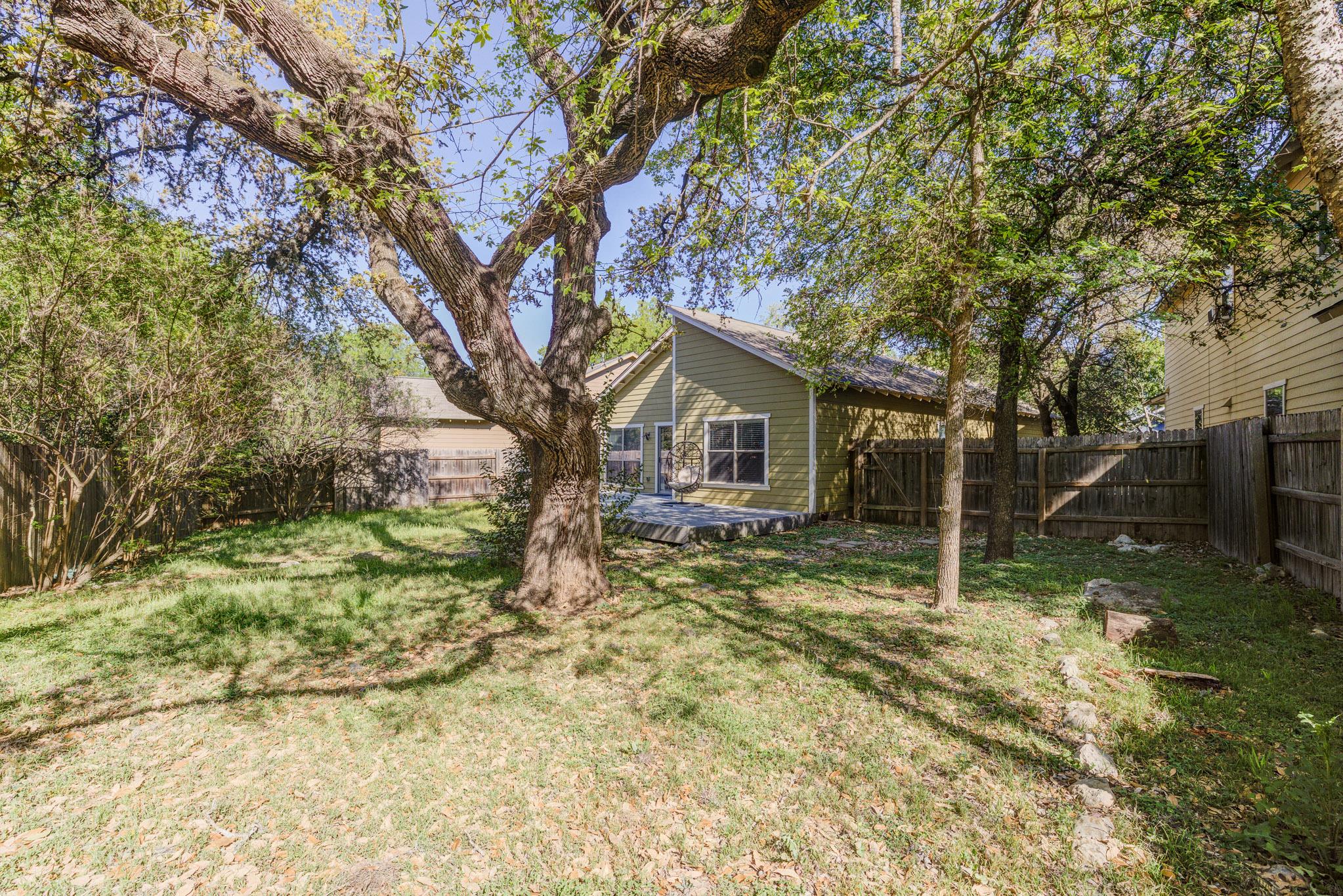 2329 Amur Dr, Austin, TX 78745