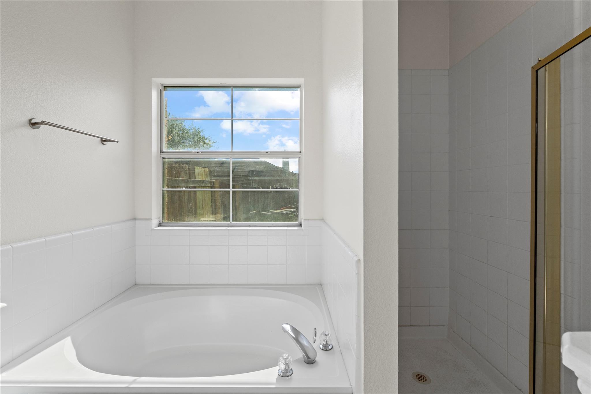 400 Rio Grande Ave, Hutto, TX 78634