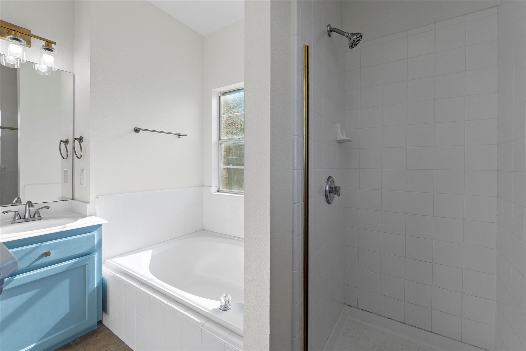 400 Rio Grande Ave, Hutto, TX 78634