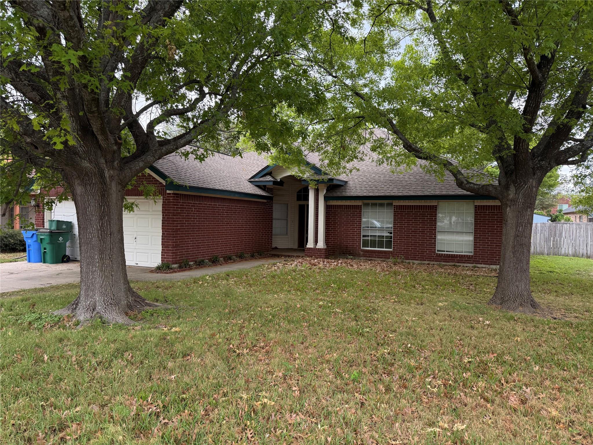 705 Split Oak Dr, Pflugerville, TX 78660
