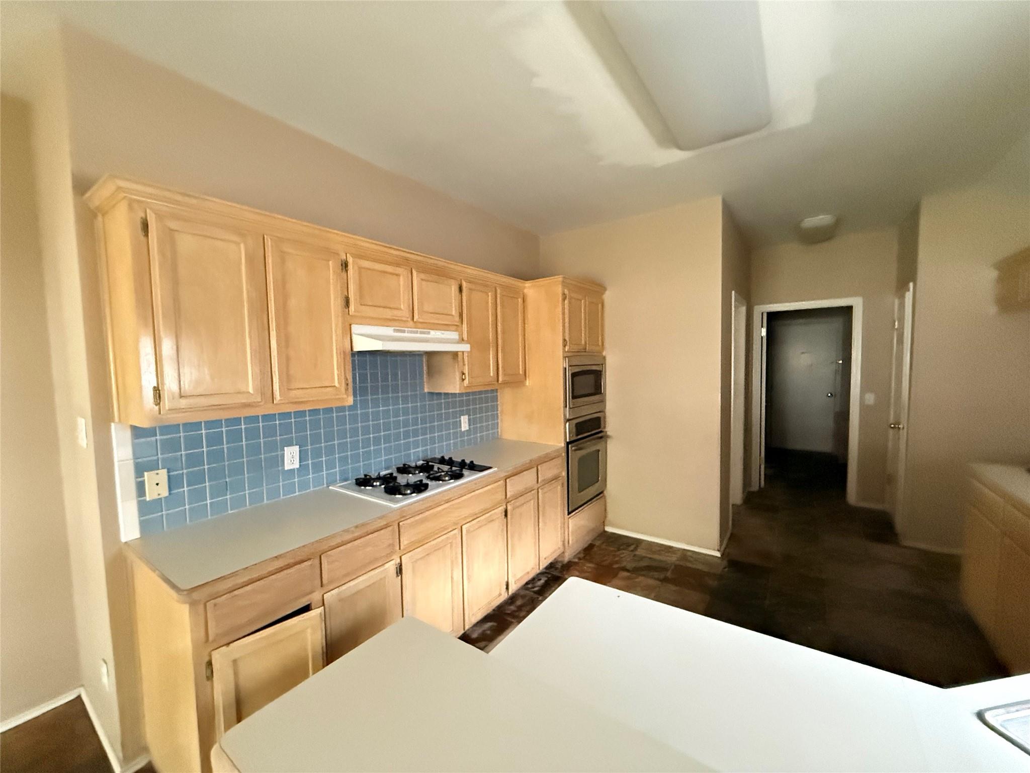 705 Split Oak Dr, Pflugerville, TX 78660