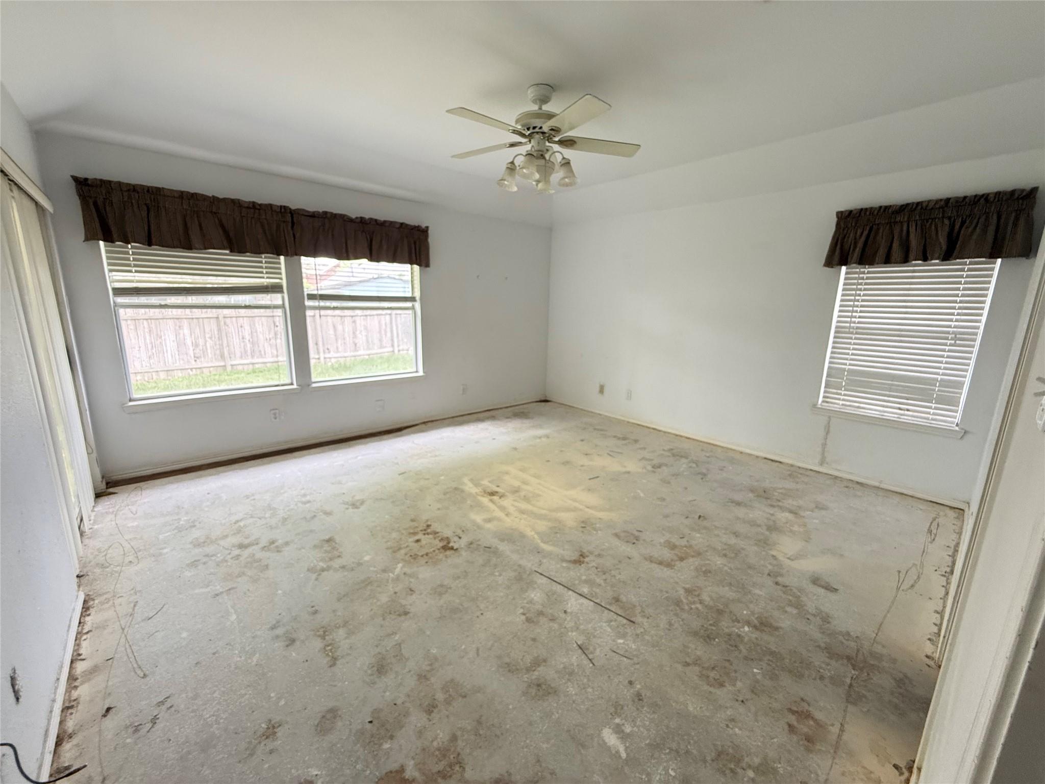 705 Split Oak Dr, Pflugerville, TX 78660