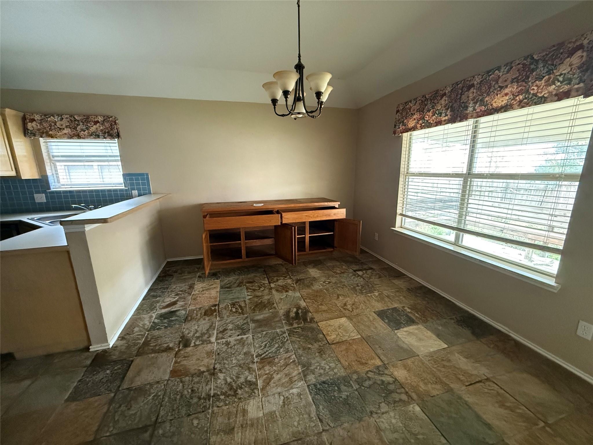 705 Split Oak Dr, Pflugerville, TX 78660