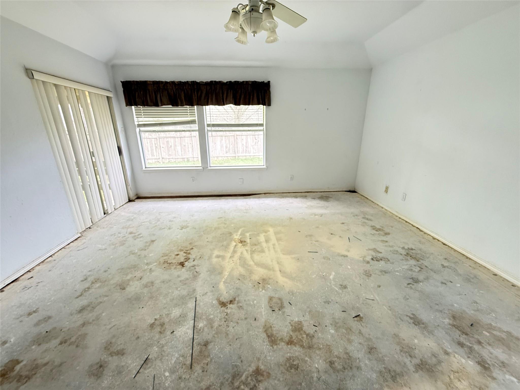 705 Split Oak Dr, Pflugerville, TX 78660