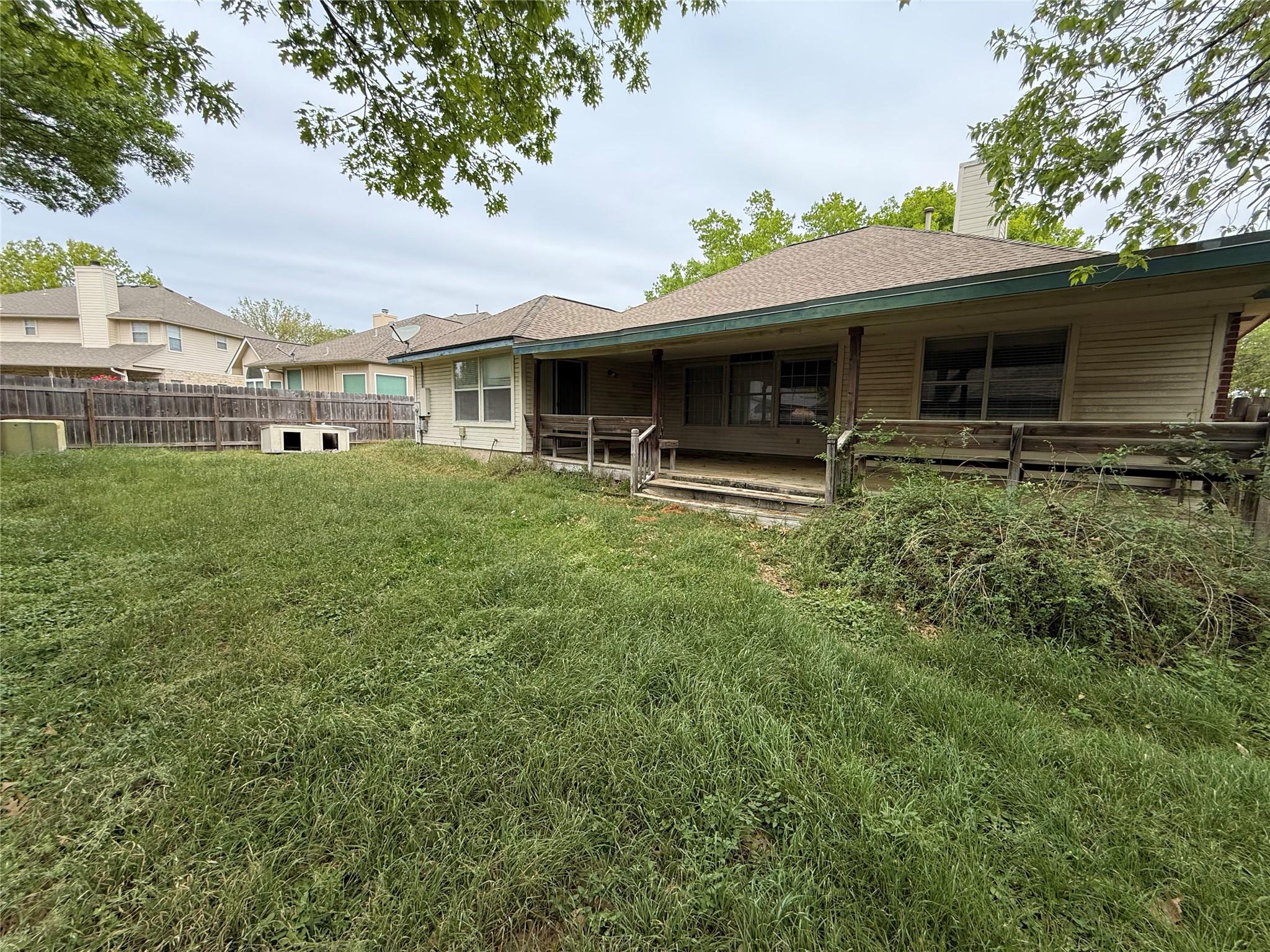 705 Split Oak Dr, Pflugerville, TX 78660