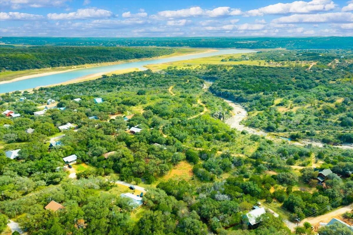 00 Breezing Ln, Spicewood, TX 78669