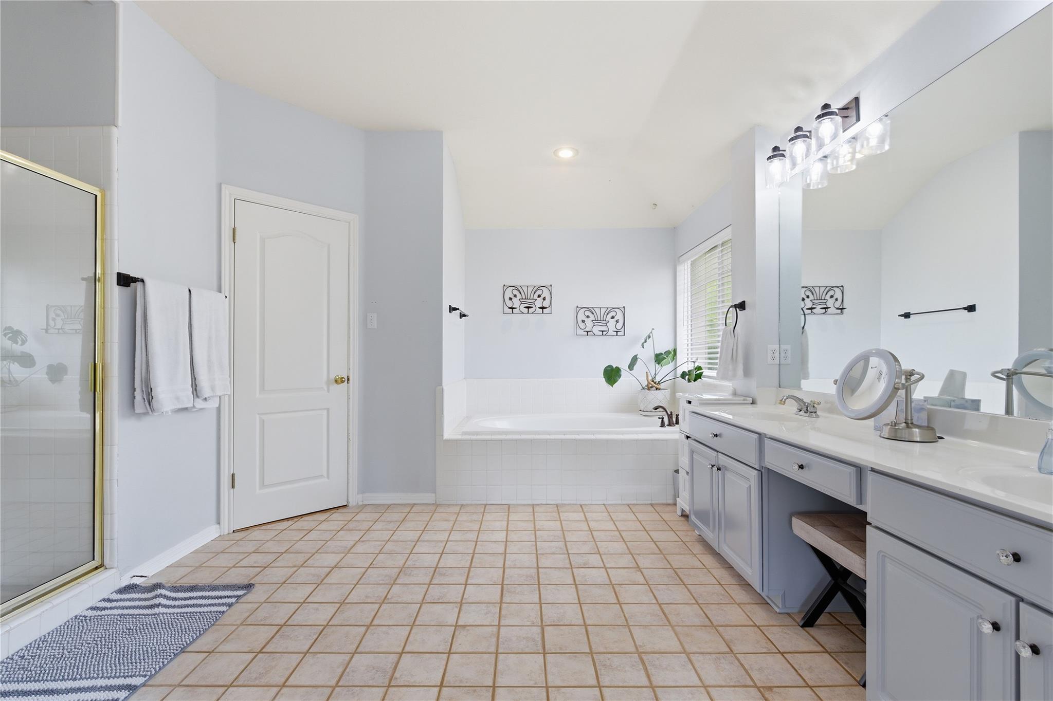 10013 Majorca Dr, Austin, TX 78717